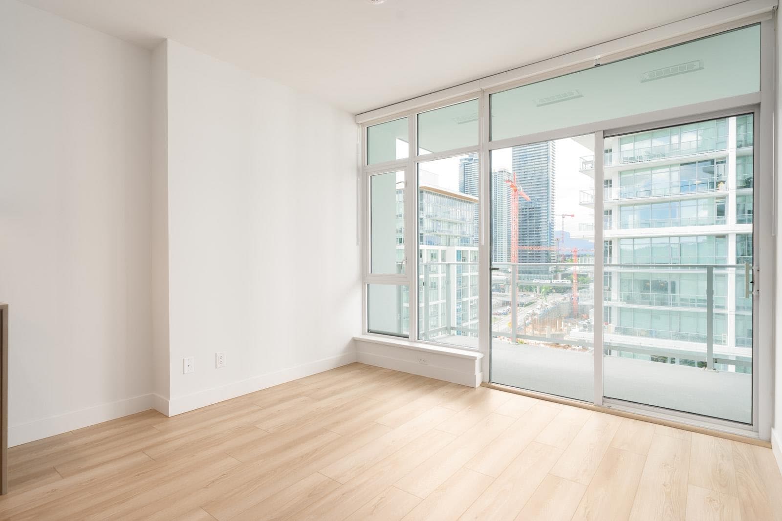 2102 - 2381 Beta Avenue, Burnaby, V5C 0P7 — photo 2