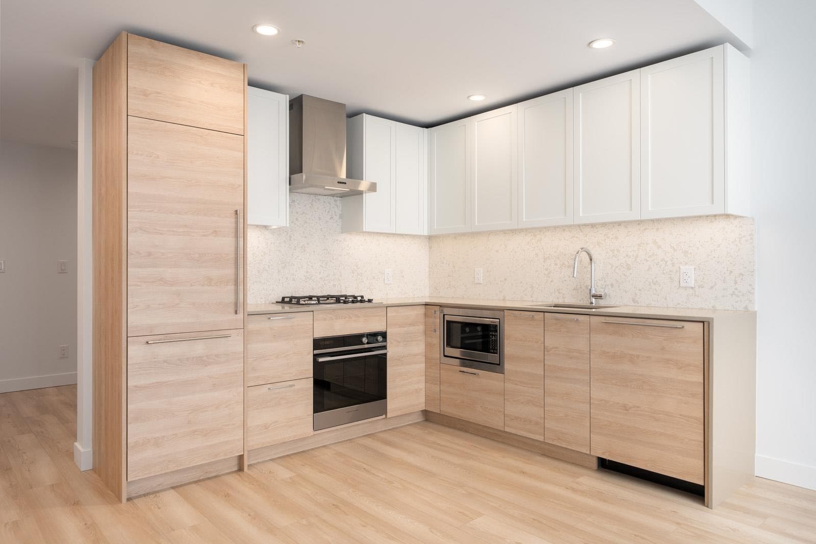 2102 - 2381 Beta Avenue, Burnaby, V5C 0P7 — photo 5