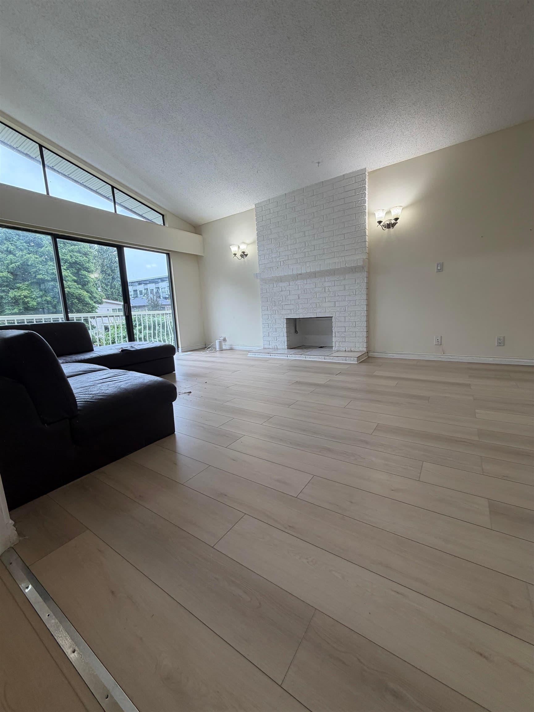 5794 Lanark Street, Vancouver, V5P 2Y5 — photo 3