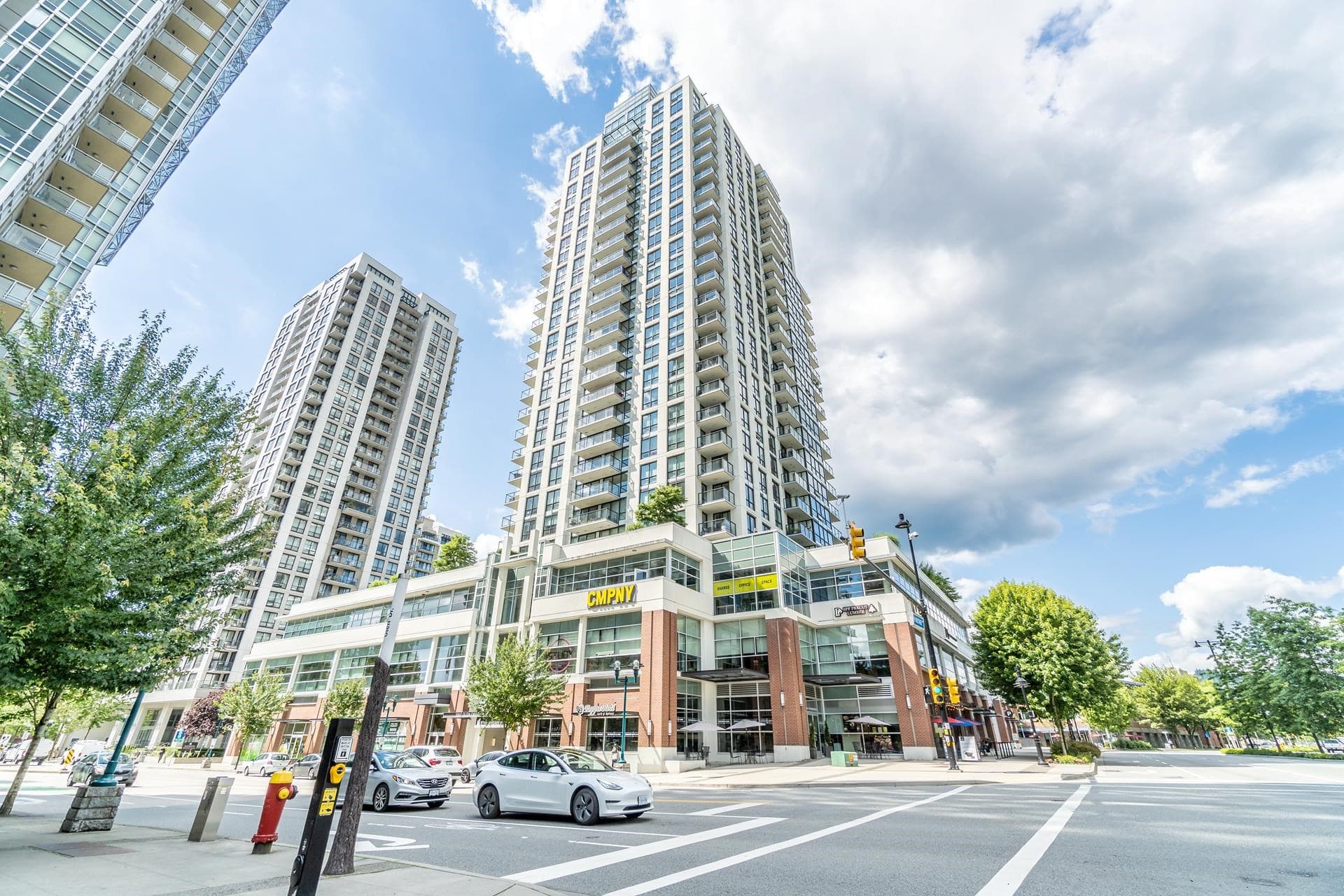 805 - 3007 Glen Drive, Coquitlam