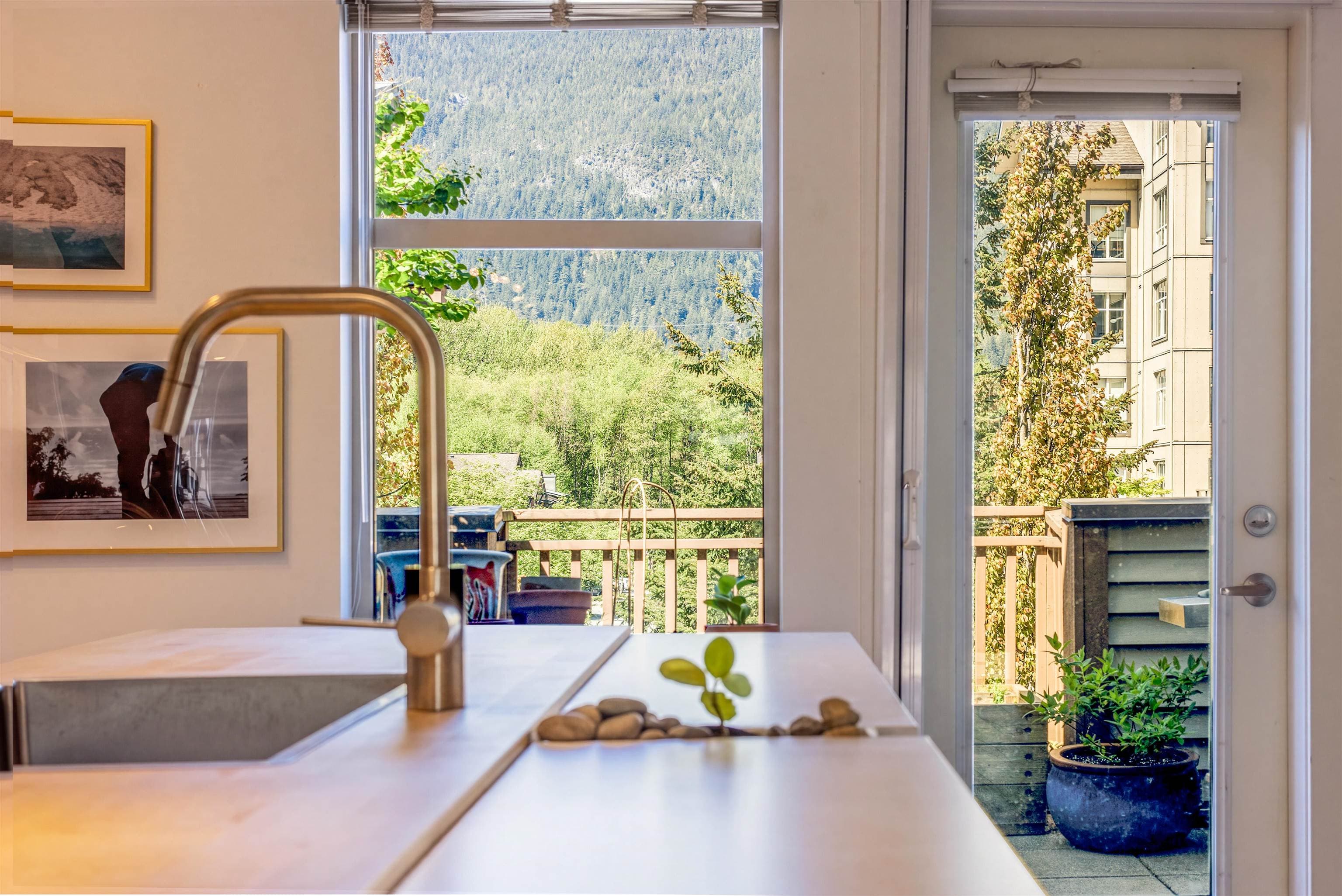 38228 Eaglewind Boulevard, Squamish, V8B 0T2 — photo 3