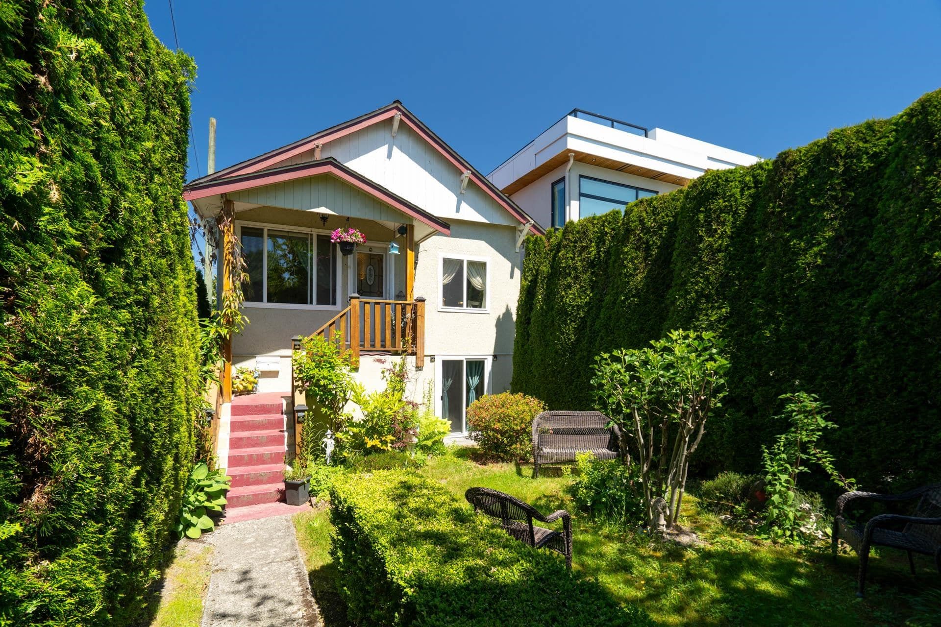 219 E 38th Avenue, Vancouver, V5W 1H3 — photo 2