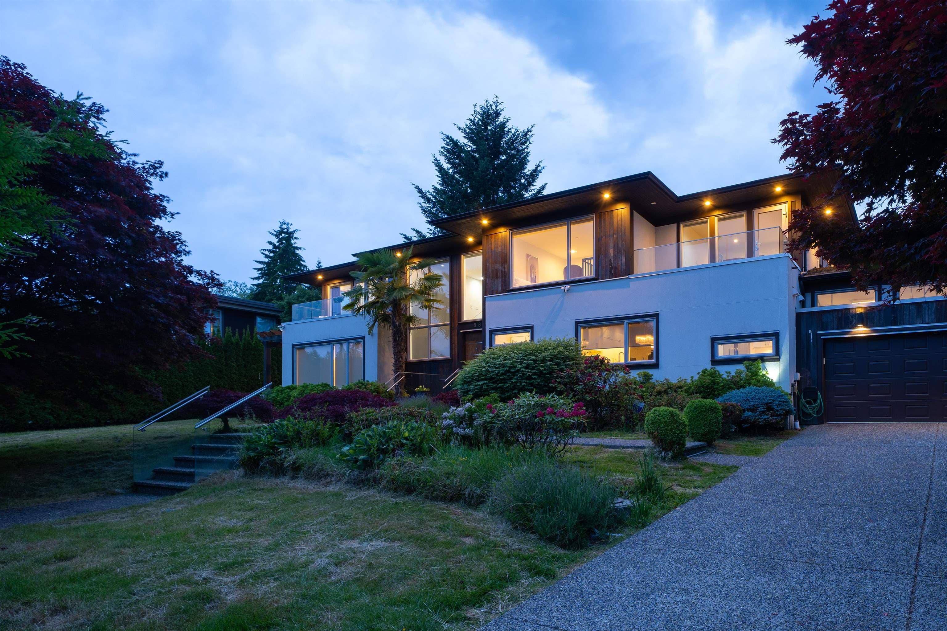 985 Eyremount Drive, West Vancouver