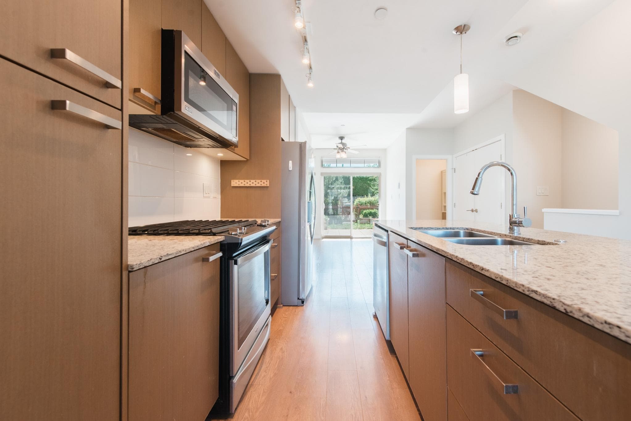 5972 Oldmill Lane, Sechelt, V7Z 0S2 — photo 4