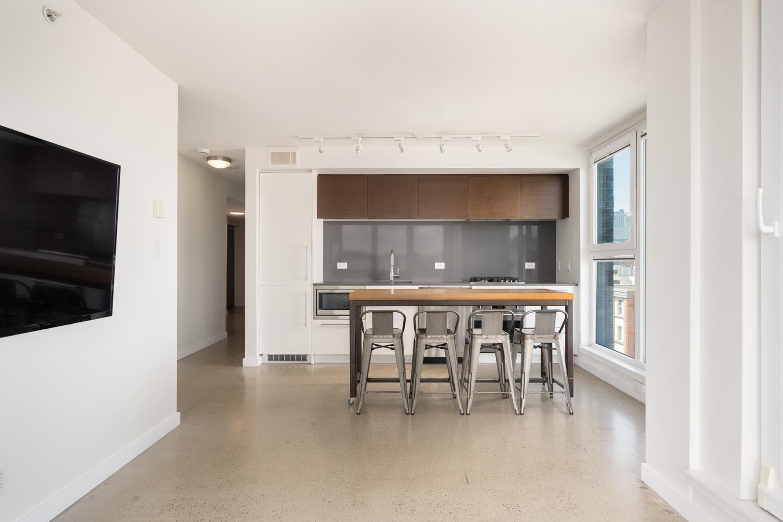 902 - 150 E Cordova Street, Vancouver, V6A 0E7 — photo 3