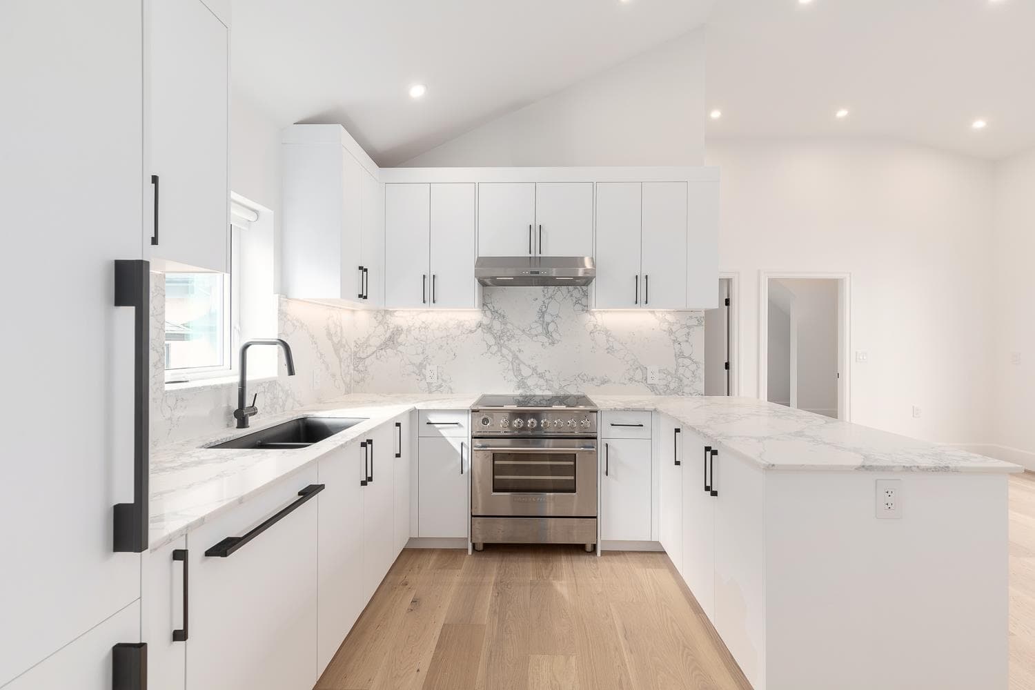 849 E 19th Avenue, Vancouver, V5V 1K6 — photo 3