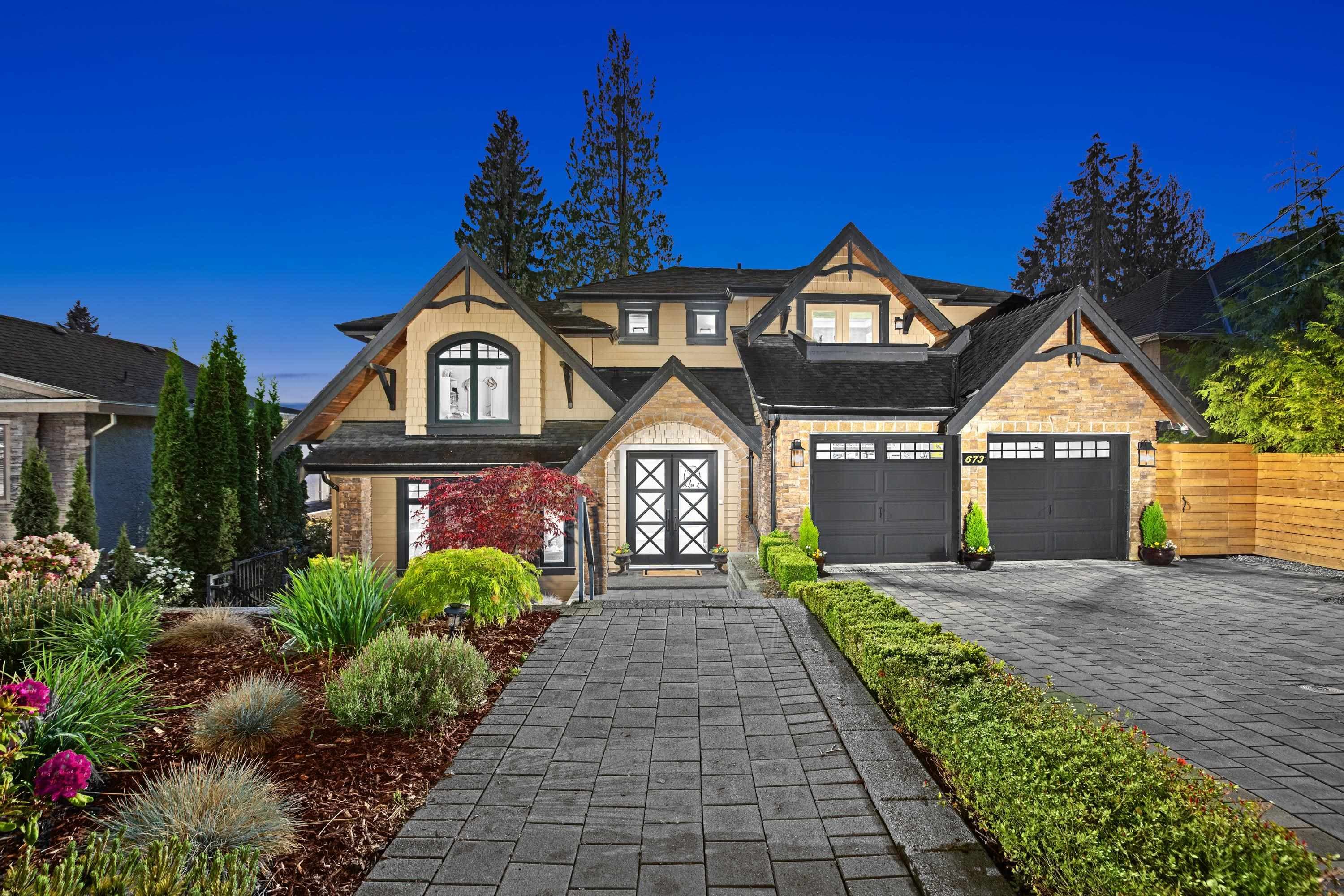 673 Sylvan Avenue, North Vancouver