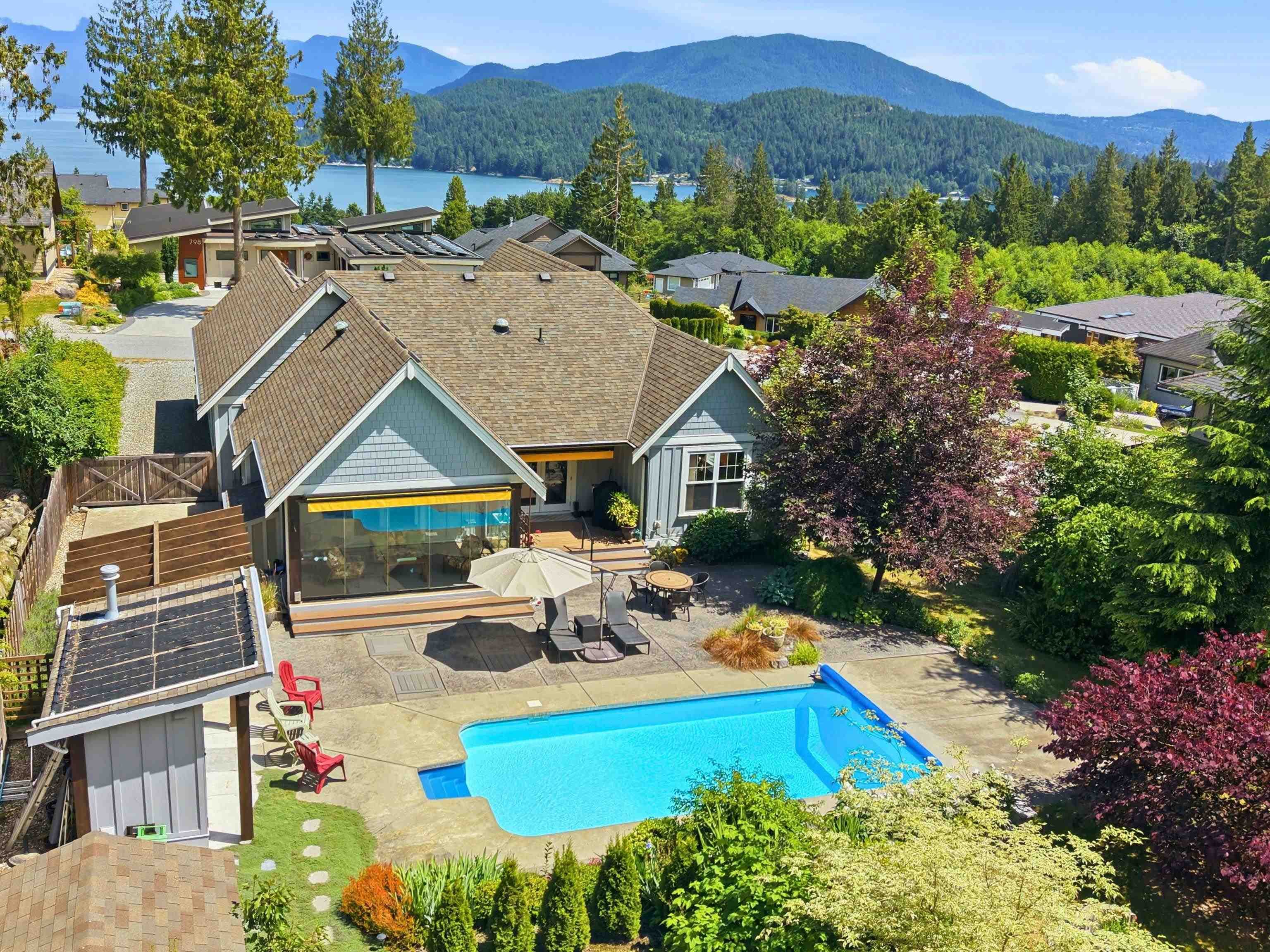 795 Madison Place, Gibsons