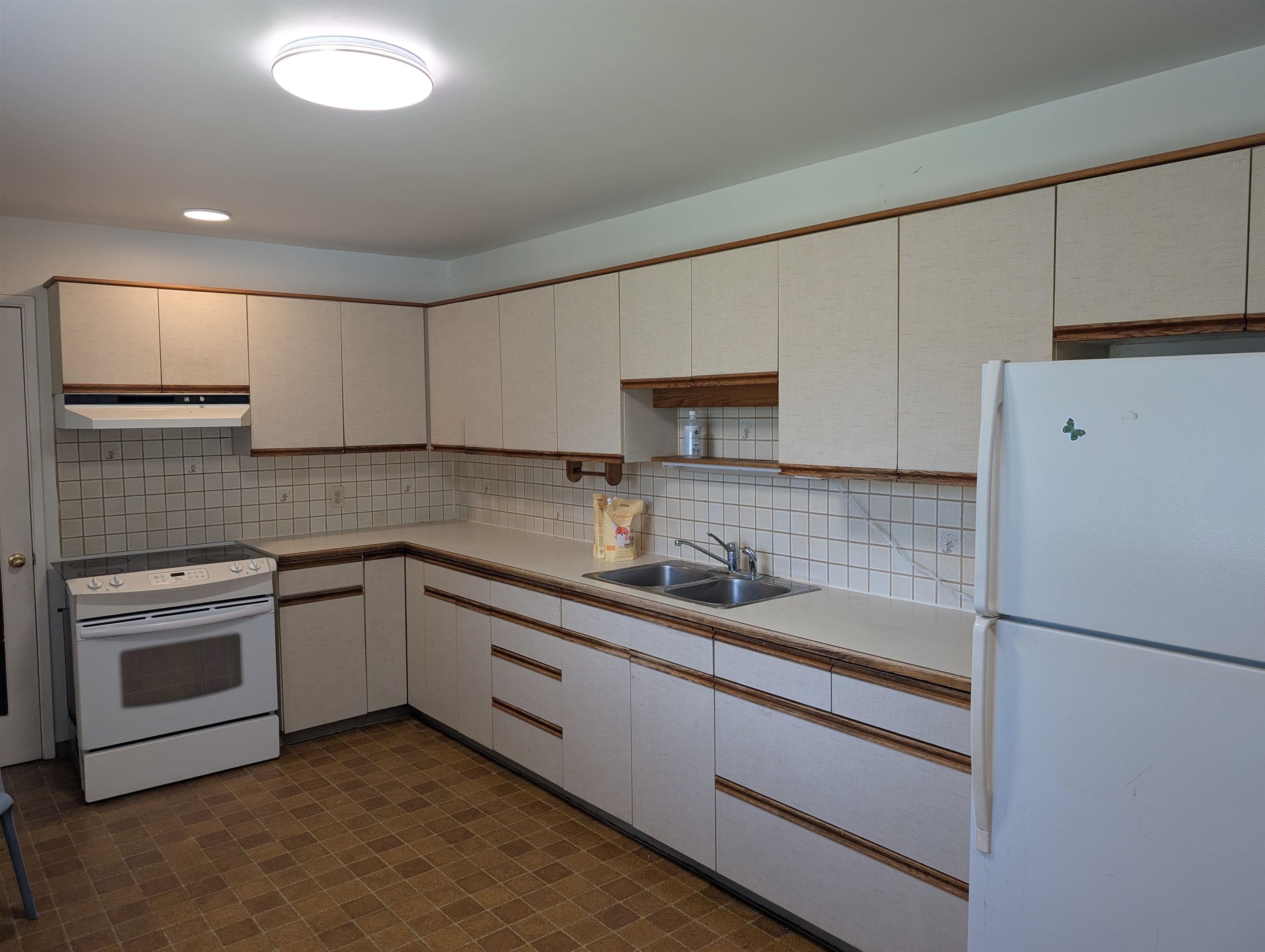 10460 No. 4 Road, Richmond, V7A 2Z7 — photo 3