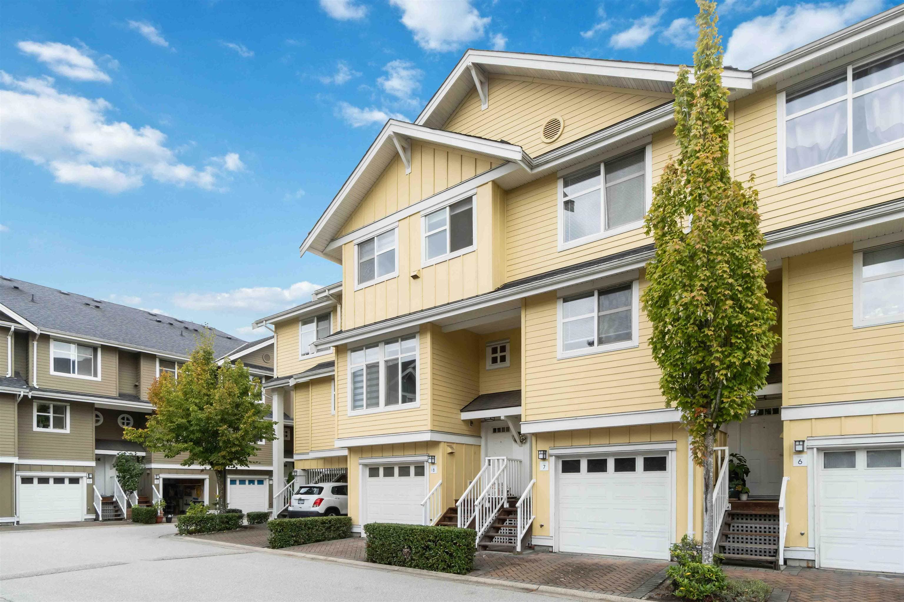 8 - 935 Ewen Avenue, New Westminster, V3M 0A1 — photo 1