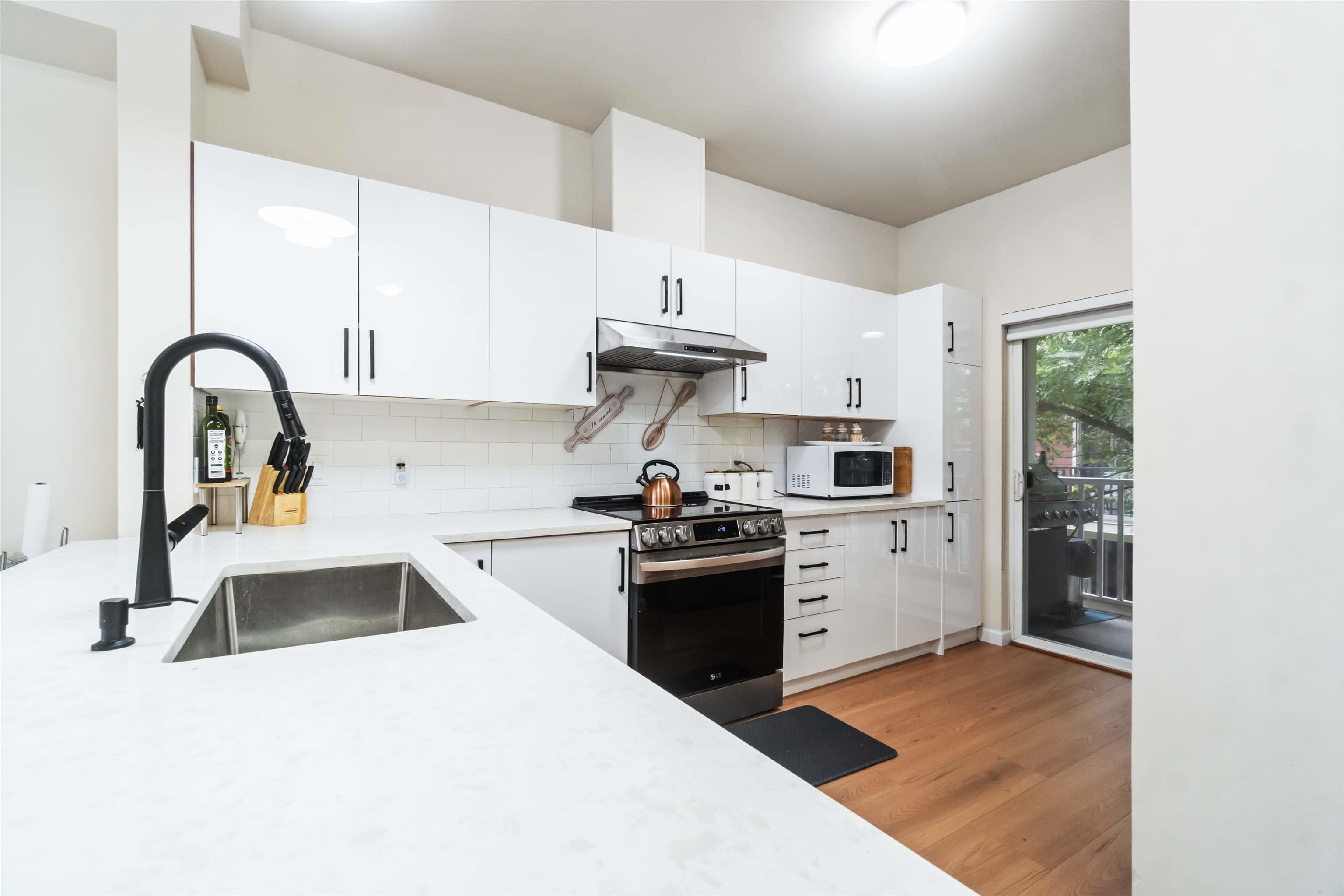 8 - 935 Ewen Avenue, New Westminster, V3M 0A1 — photo 5