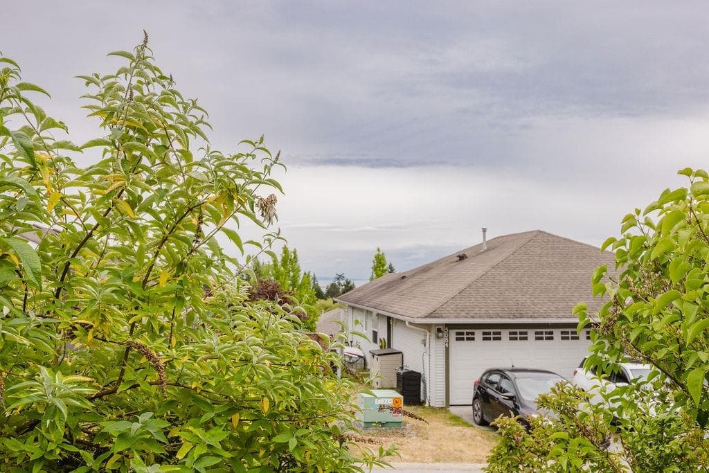 5687 Emily Way, Sechelt