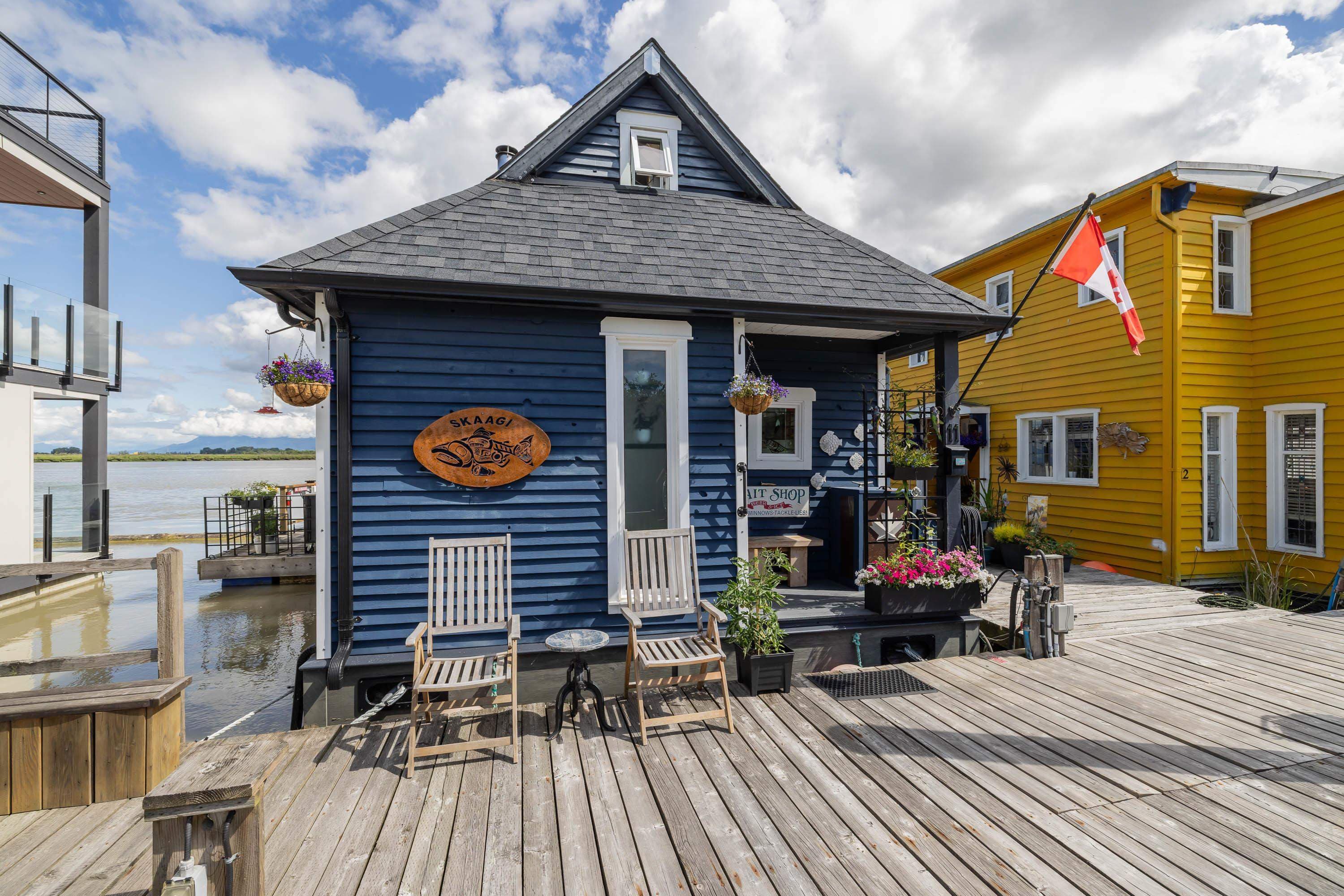11 - 3871 W River Road, Delta