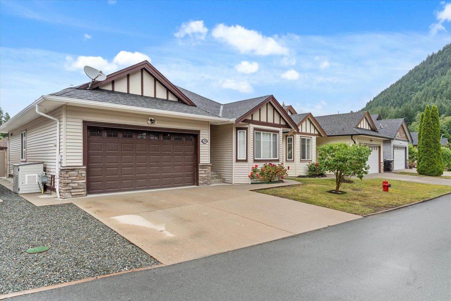 19 - 20118 Beacon Road, Hope