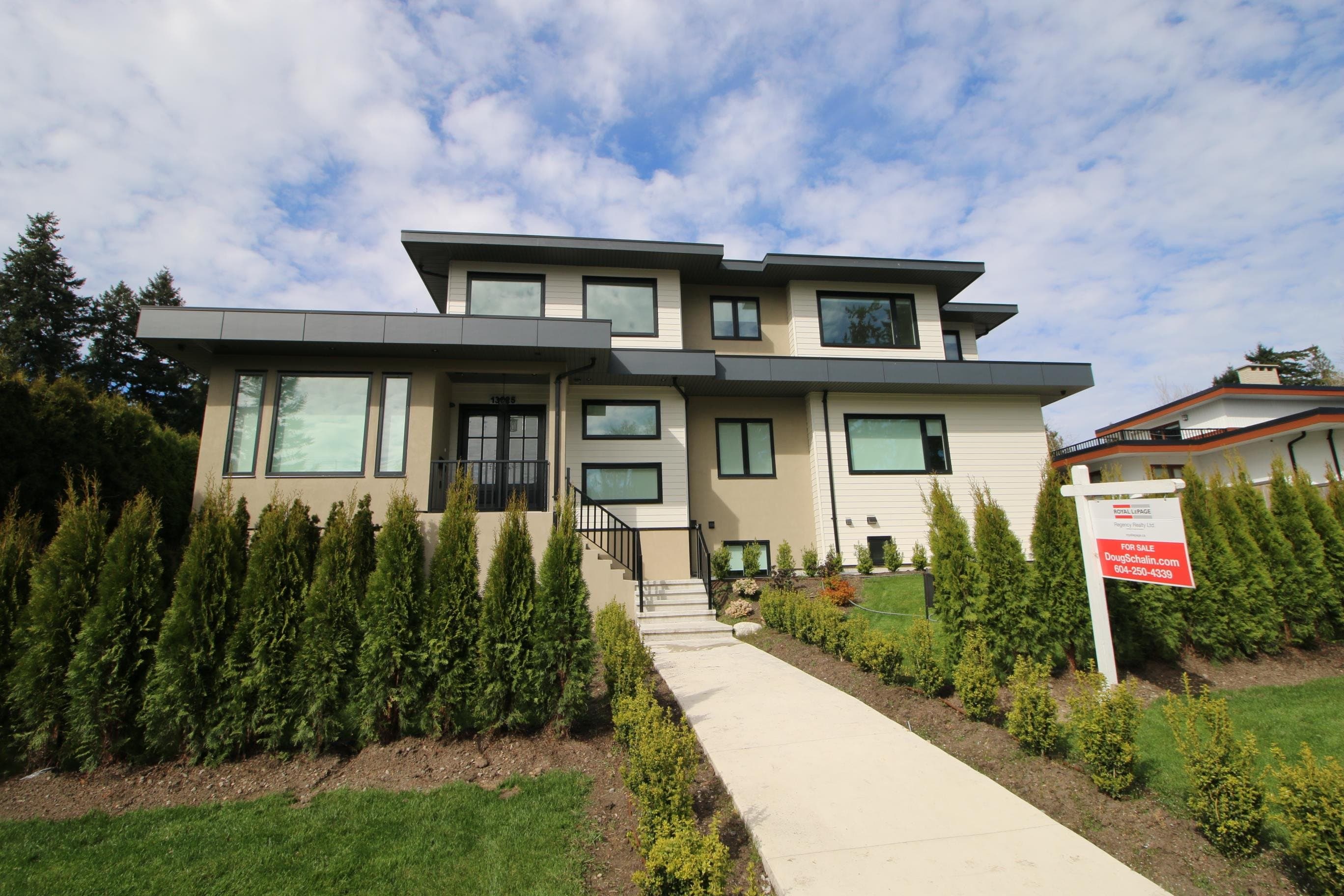13525 16th Avenue, Surrey