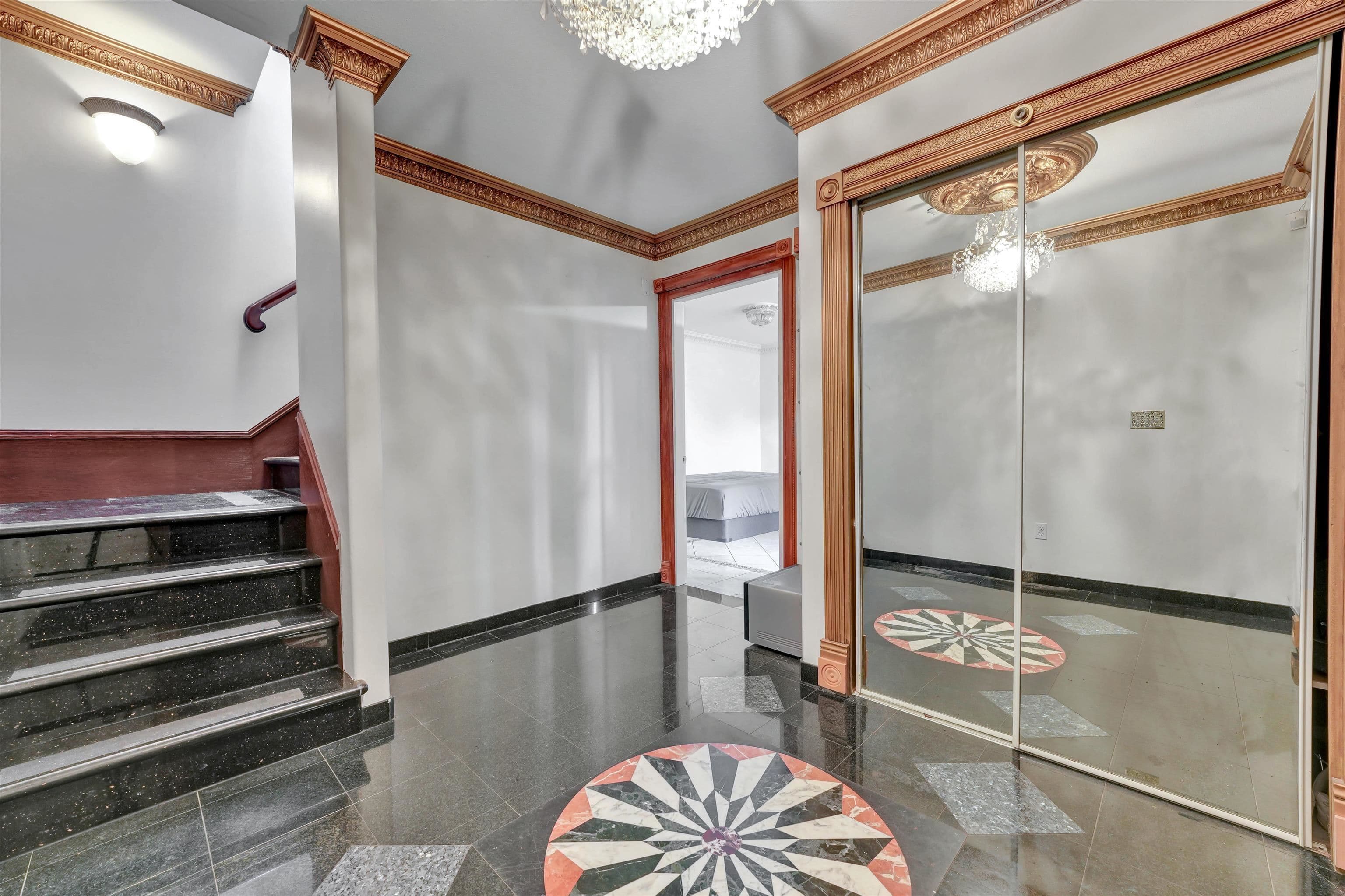 3153 Parker Street, Vancouver, V5K 2V4 — photo 2
