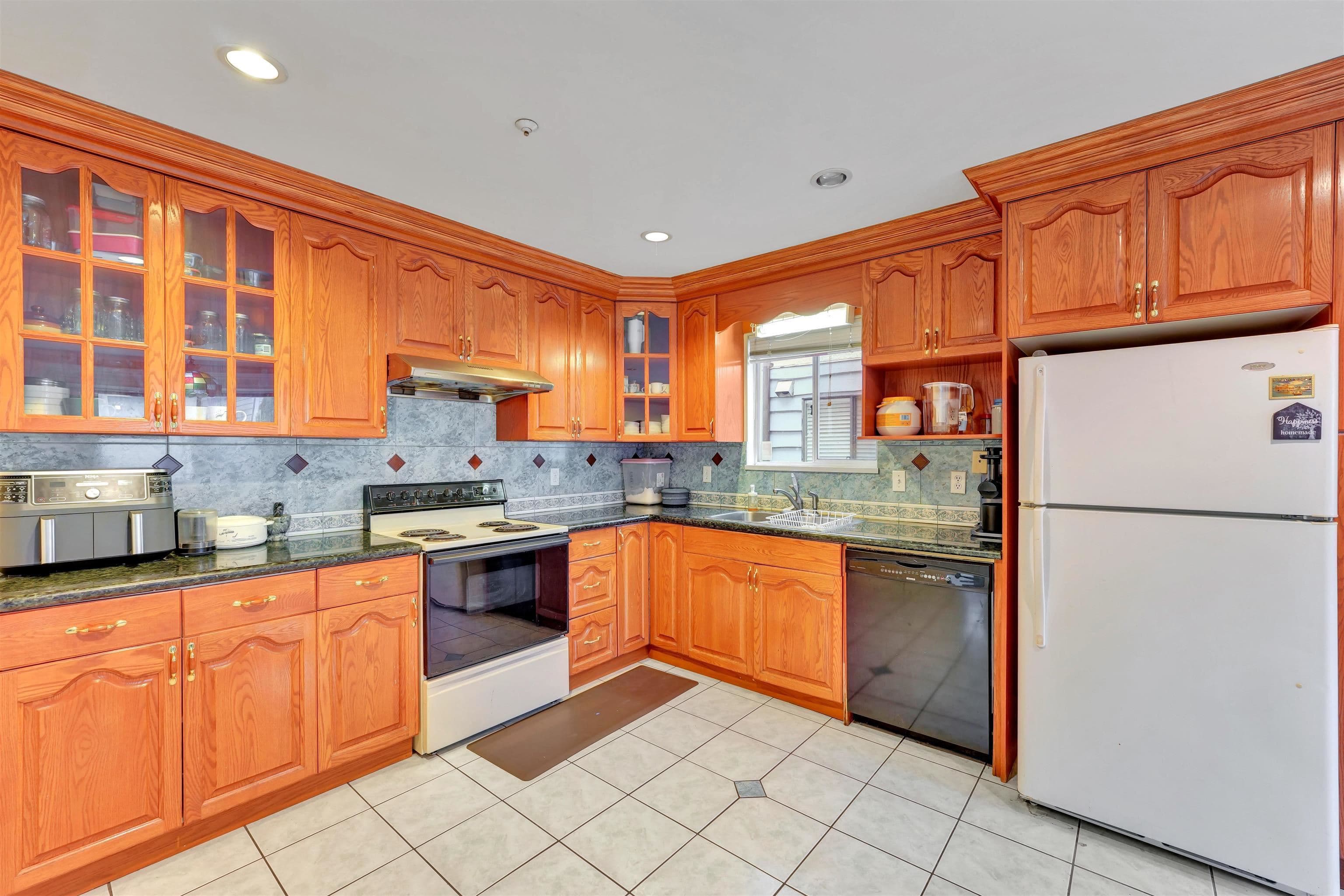 3153 Parker Street, Vancouver, V5K 2V4 — photo 4