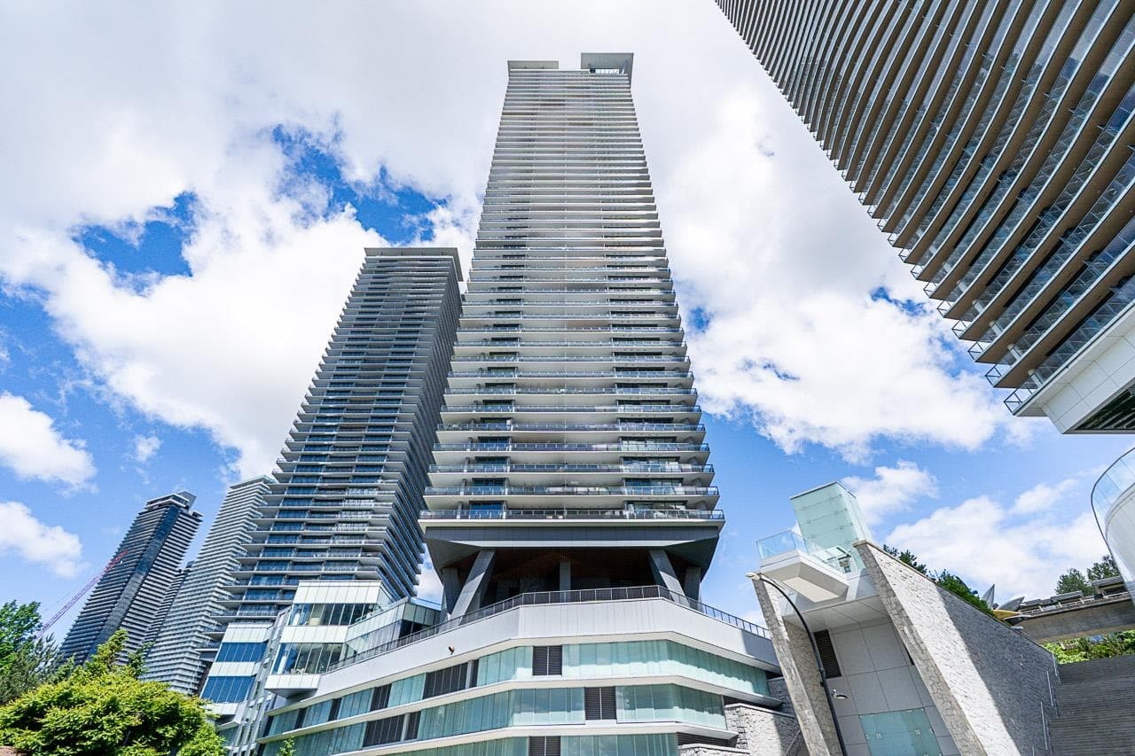 1110 - 4730 Lougheed Highway, Burnaby