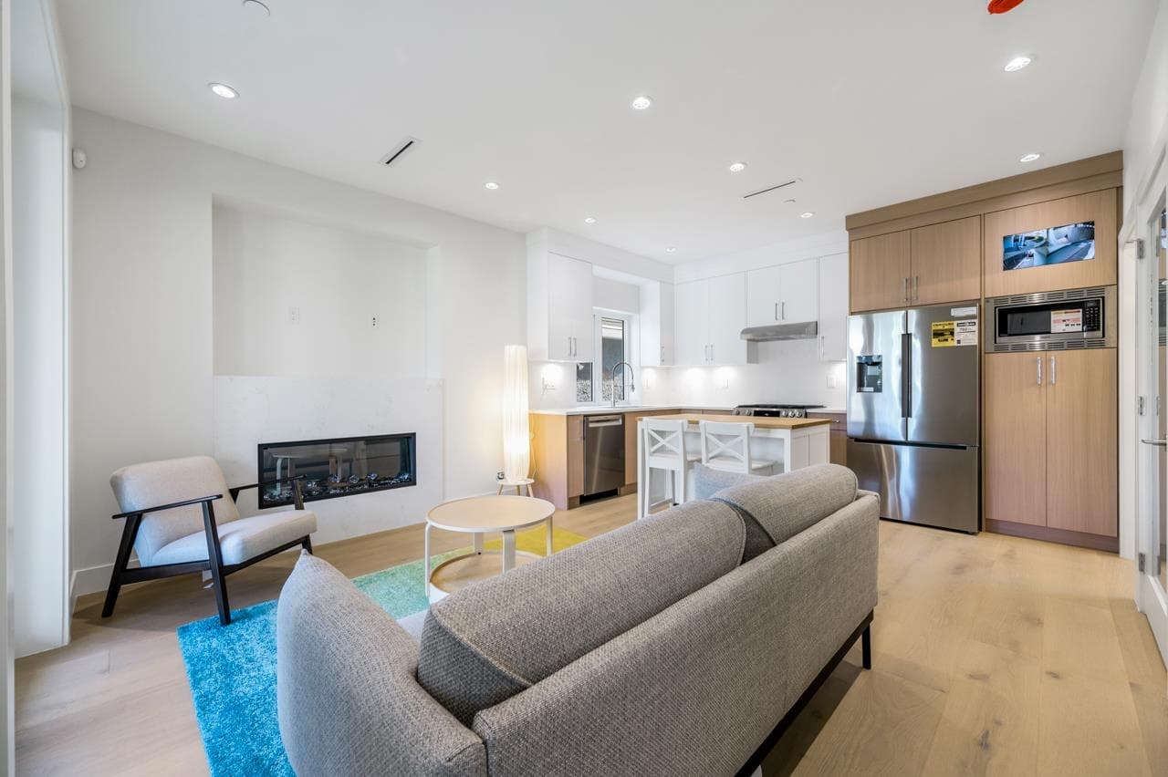 1 - 366 E 64th Avenue, Vancouver, V5X 2M7 — photo 4