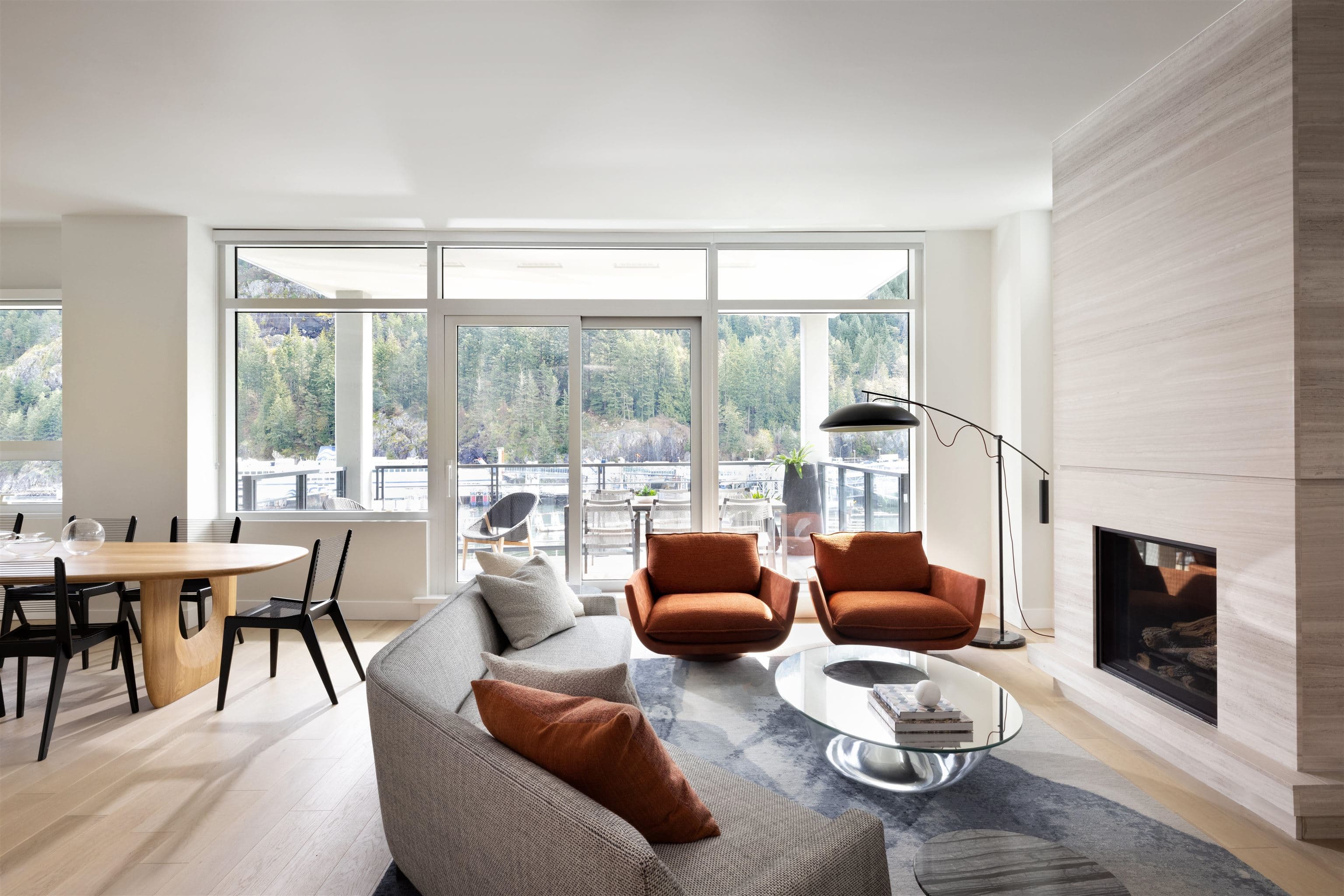302 - 6707 Nelson Avenue, West Vancouver