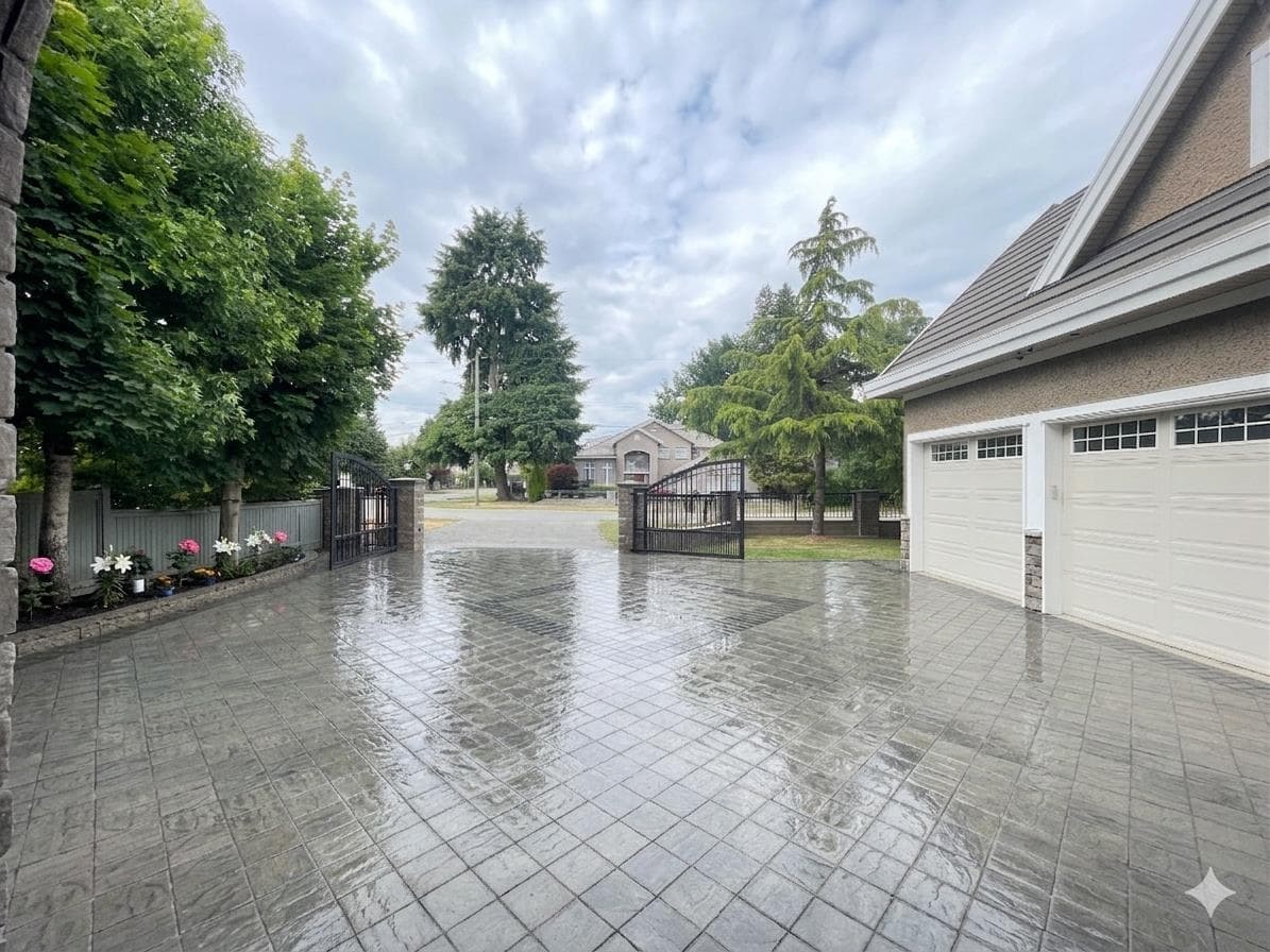 8120 Pigott Road, Richmond, V7A 2C2 — photo 2