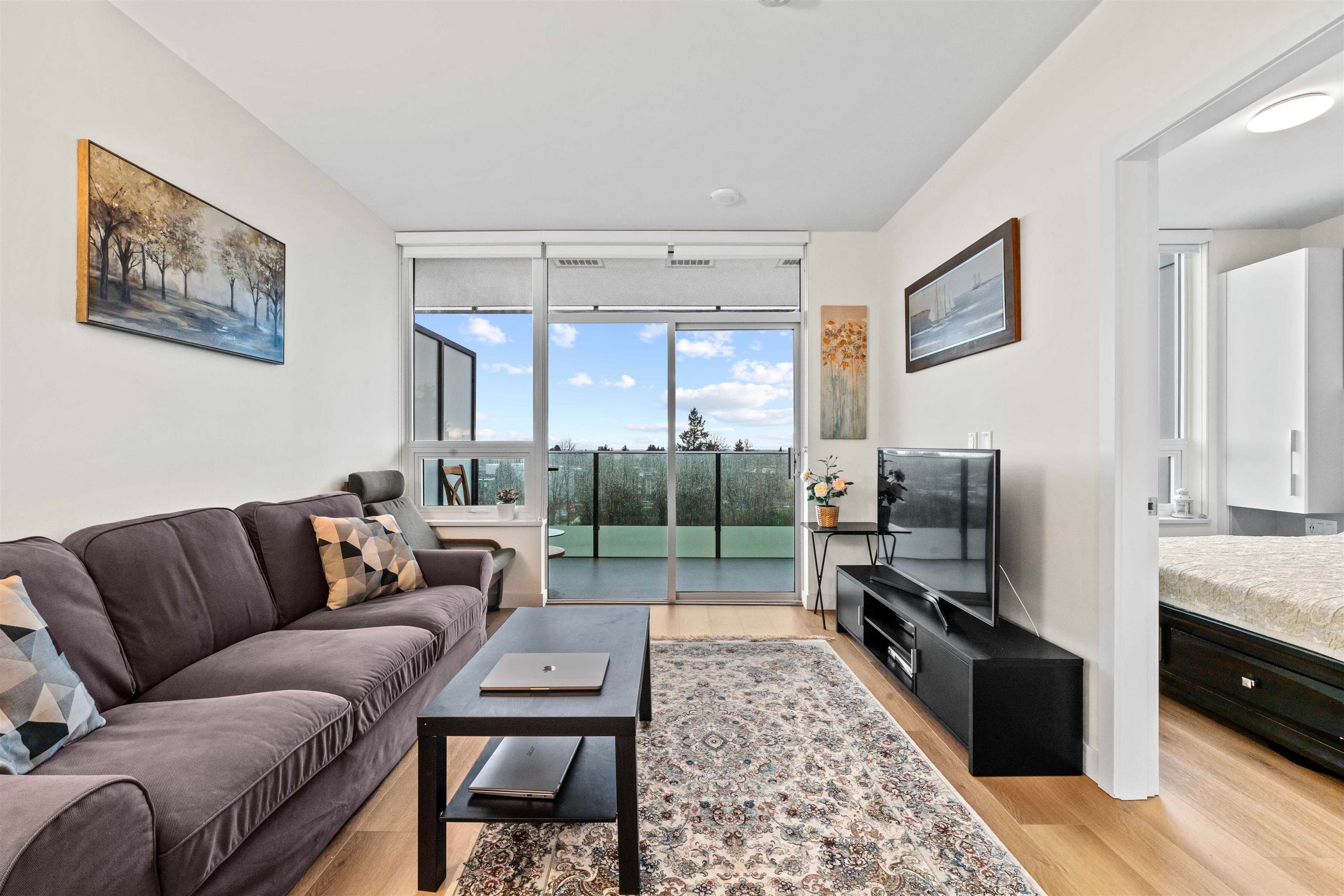 706 - 6463 Silver Avenue, Burnaby