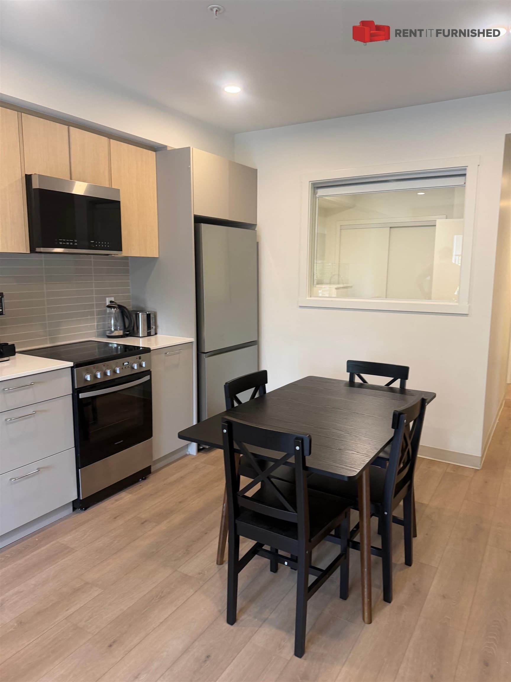 220 - 1529 Oxford Street, Vancouver, V7J 1E6 — photo 2