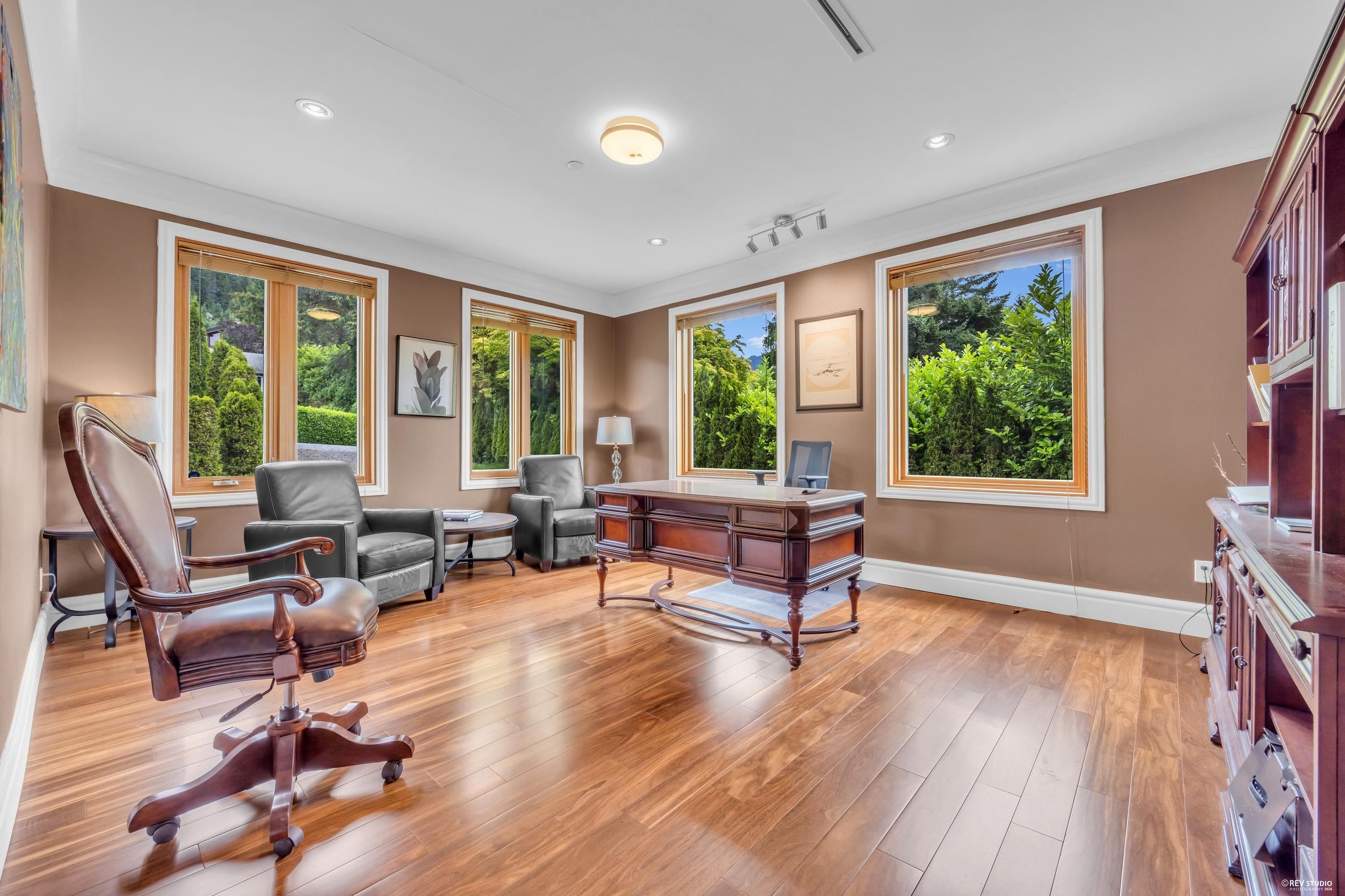 950 Greenwood Road, West Vancouver, V7S 1X7 — photo 4