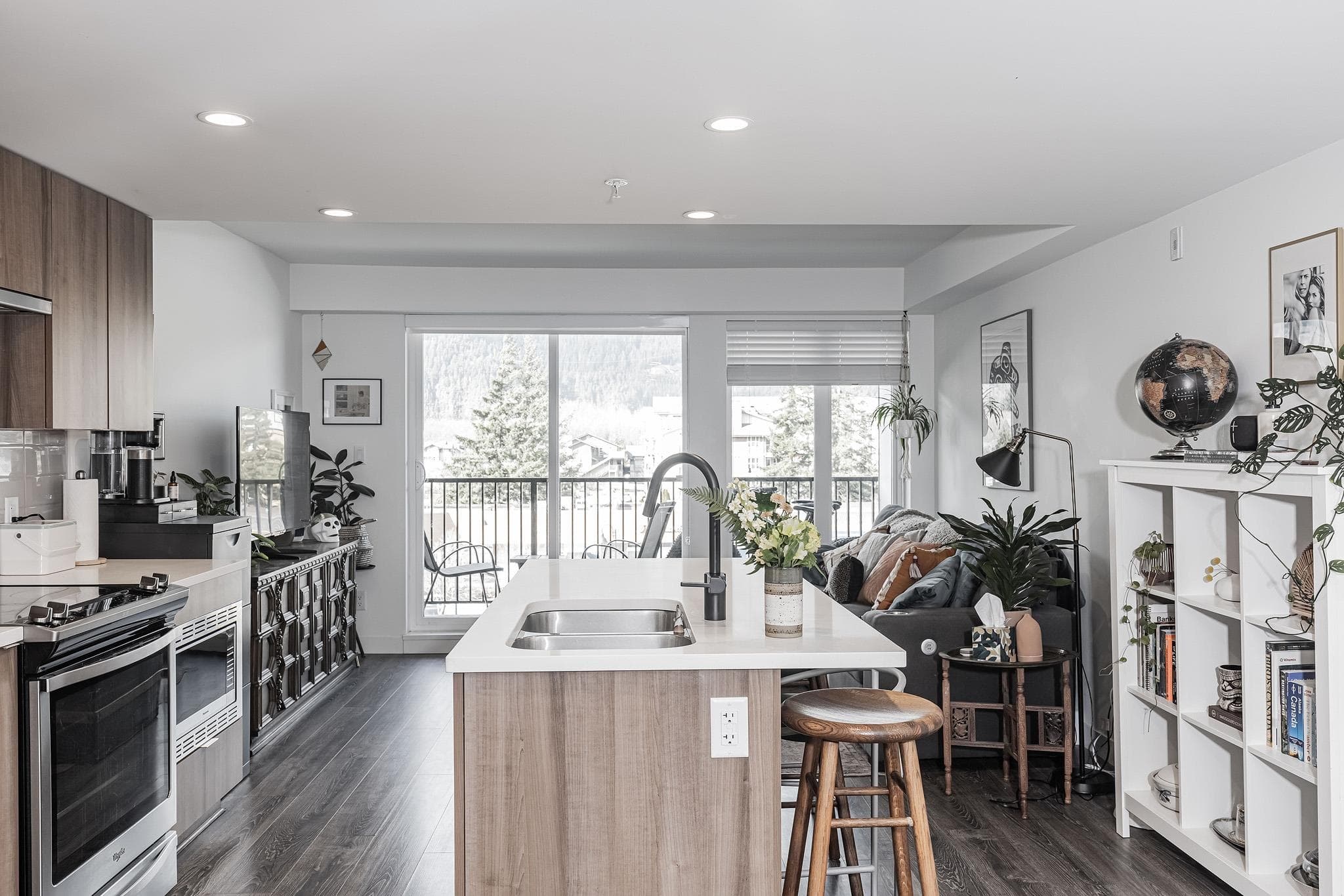 307 - 1365 Pemberton Avenue, Squamish