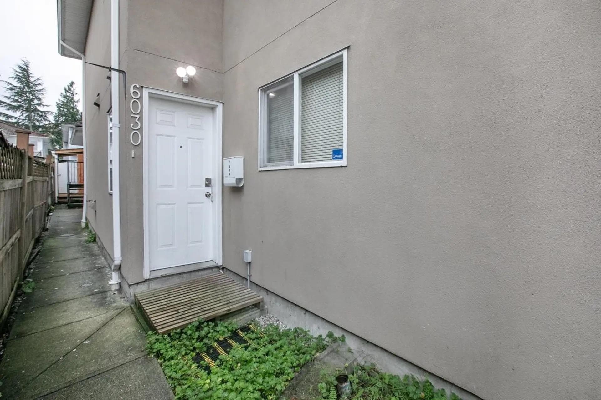6030 Woodsworth Street, Burnaby, V5G 1S8 — photo 3