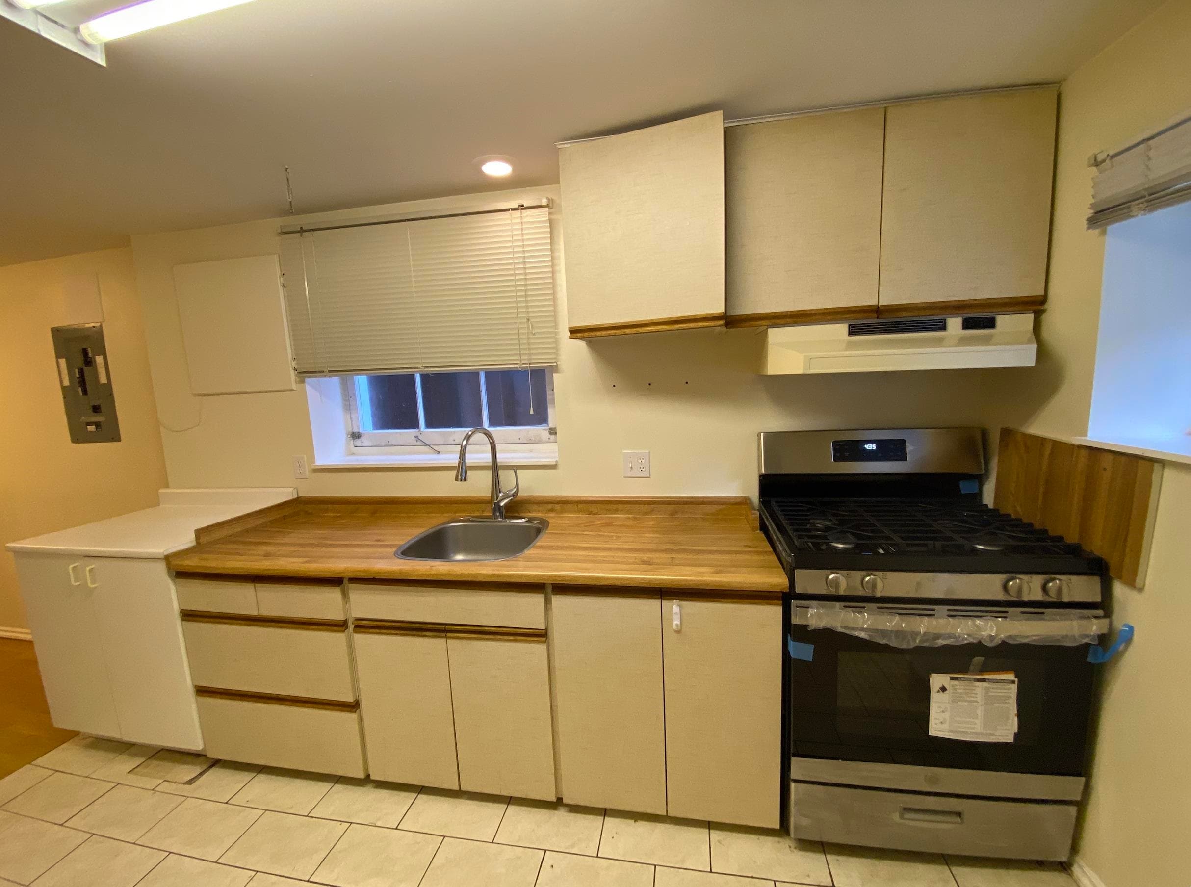 3750 W 11th Avenue, Vancouver, V6R 2K6 — photo 4