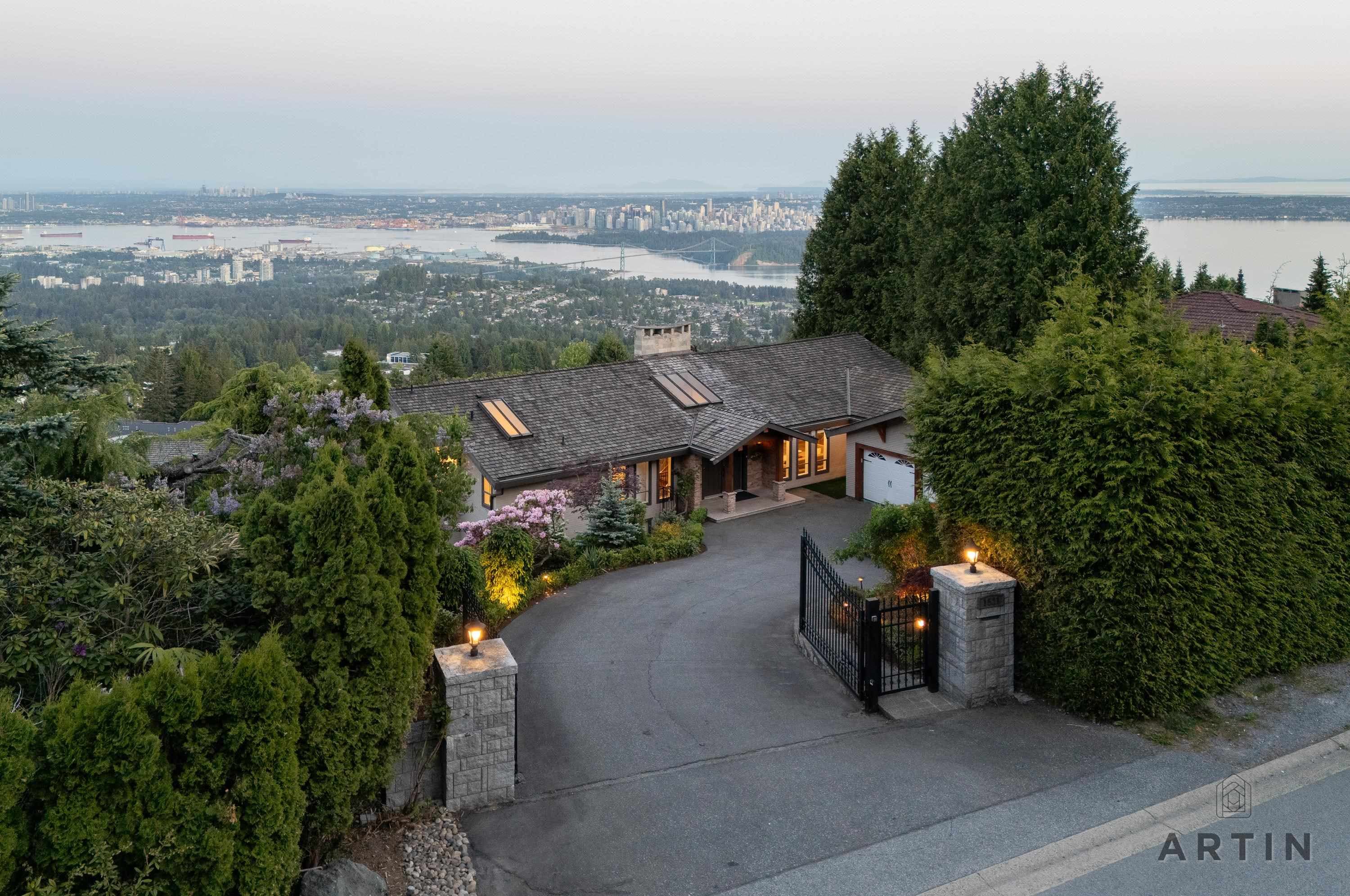 1521 Chartwell Drive, West Vancouver