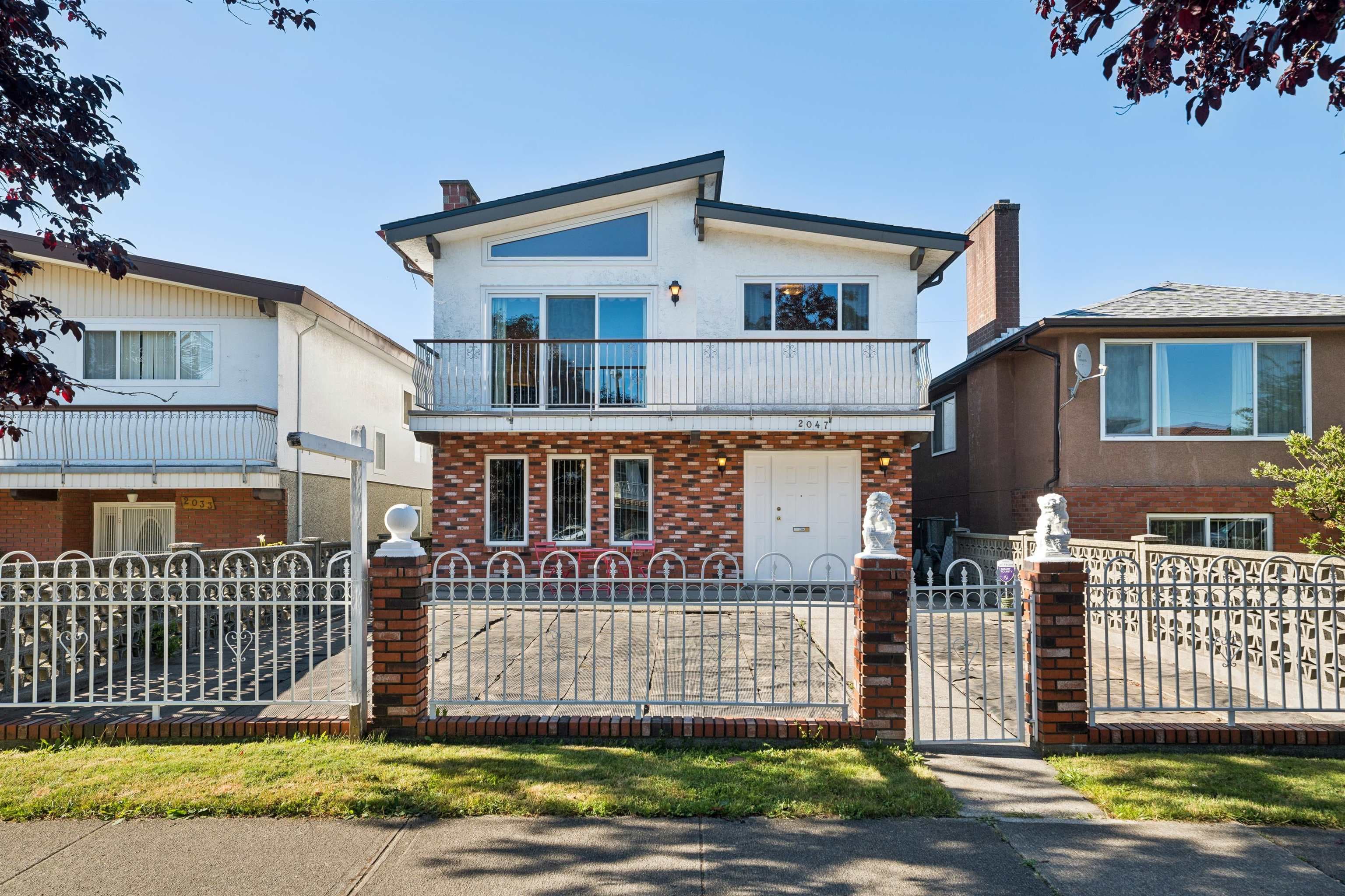 2047 E 52nd Avenue, Vancouver