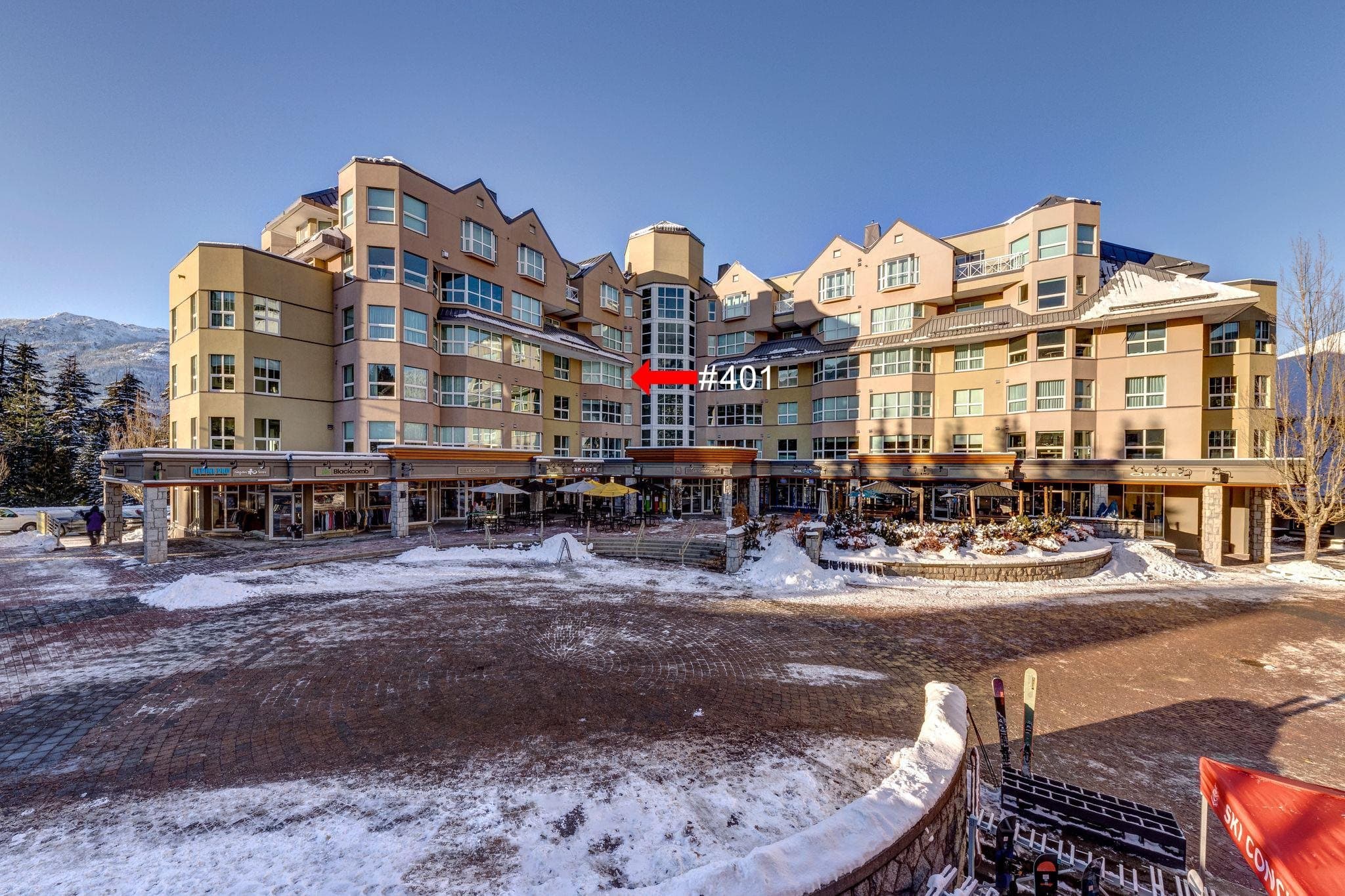 401 - 4557 Blackcomb Way, Whistler, V8E 0Y2 — photo 3