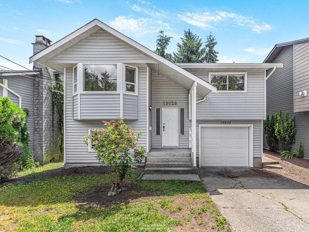 19828 68 Avenue, Langley, V2Y 1H7 — photo 1