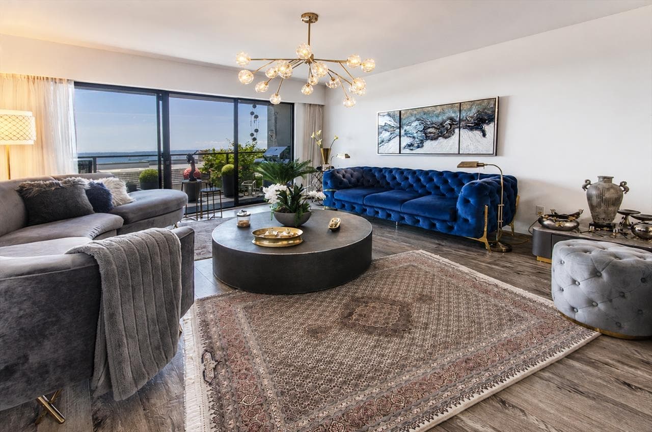 23 - 2214 Folkestone Way, West Vancouver
