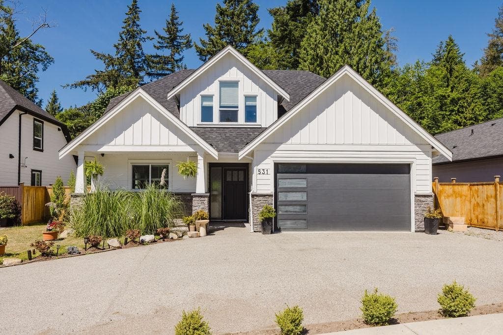531 Jordan Way, Gibsons