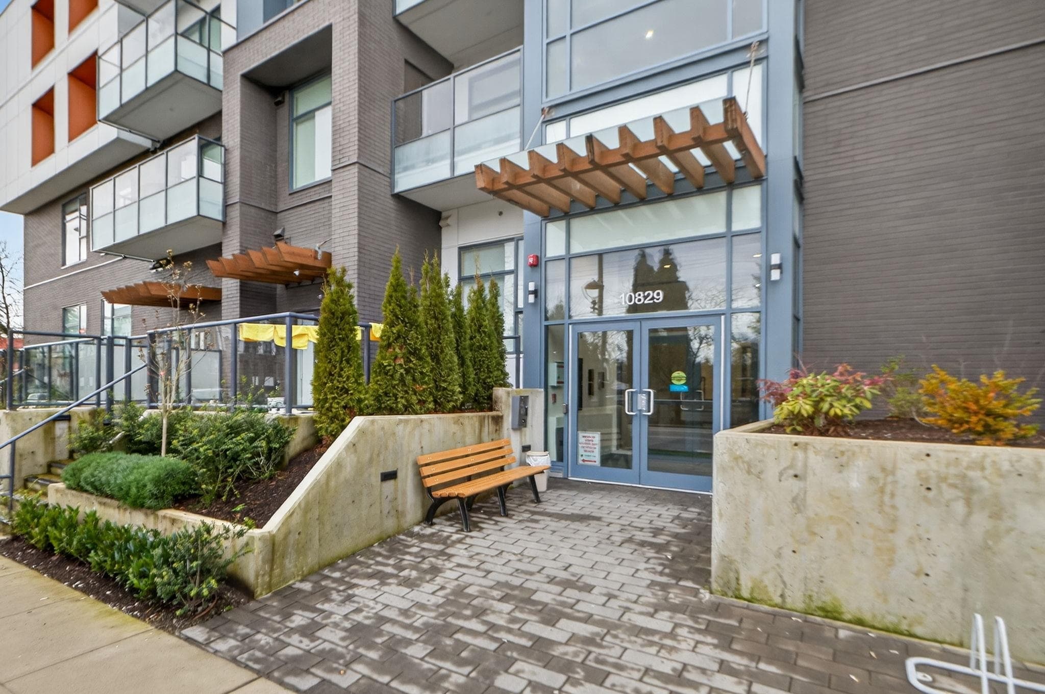 E512 - 10829 140 Street, Surrey, V6V 0A8 — photo 2