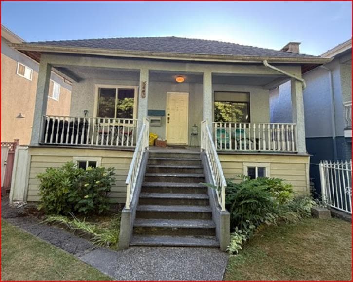 5441 Dundee Street, Vancouver