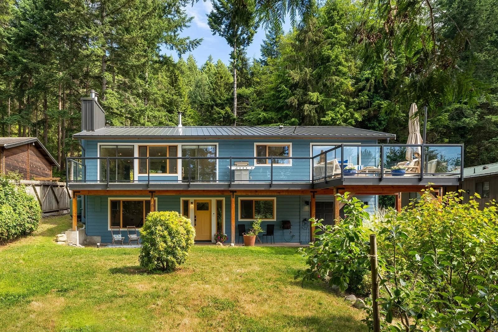 1569 Whitesails Drive, Bowen Island