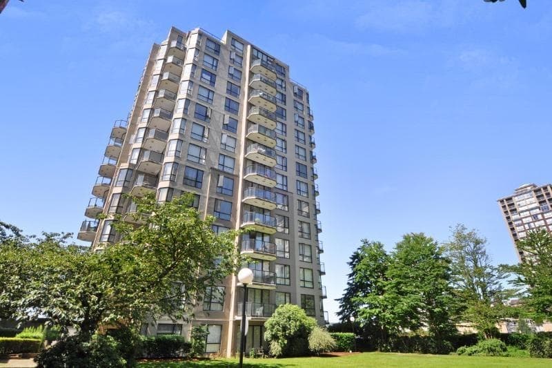 405 - 55 Tenth Street, New Westminster