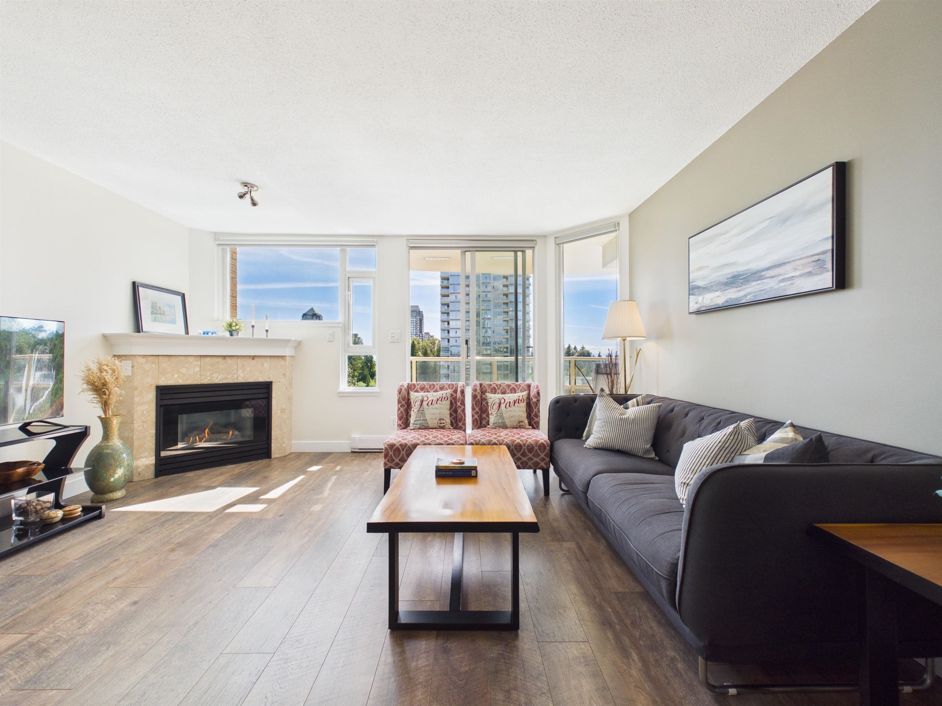 902 - 7108 Edmonds Street, Burnaby, V3N 4X9 — photo 2