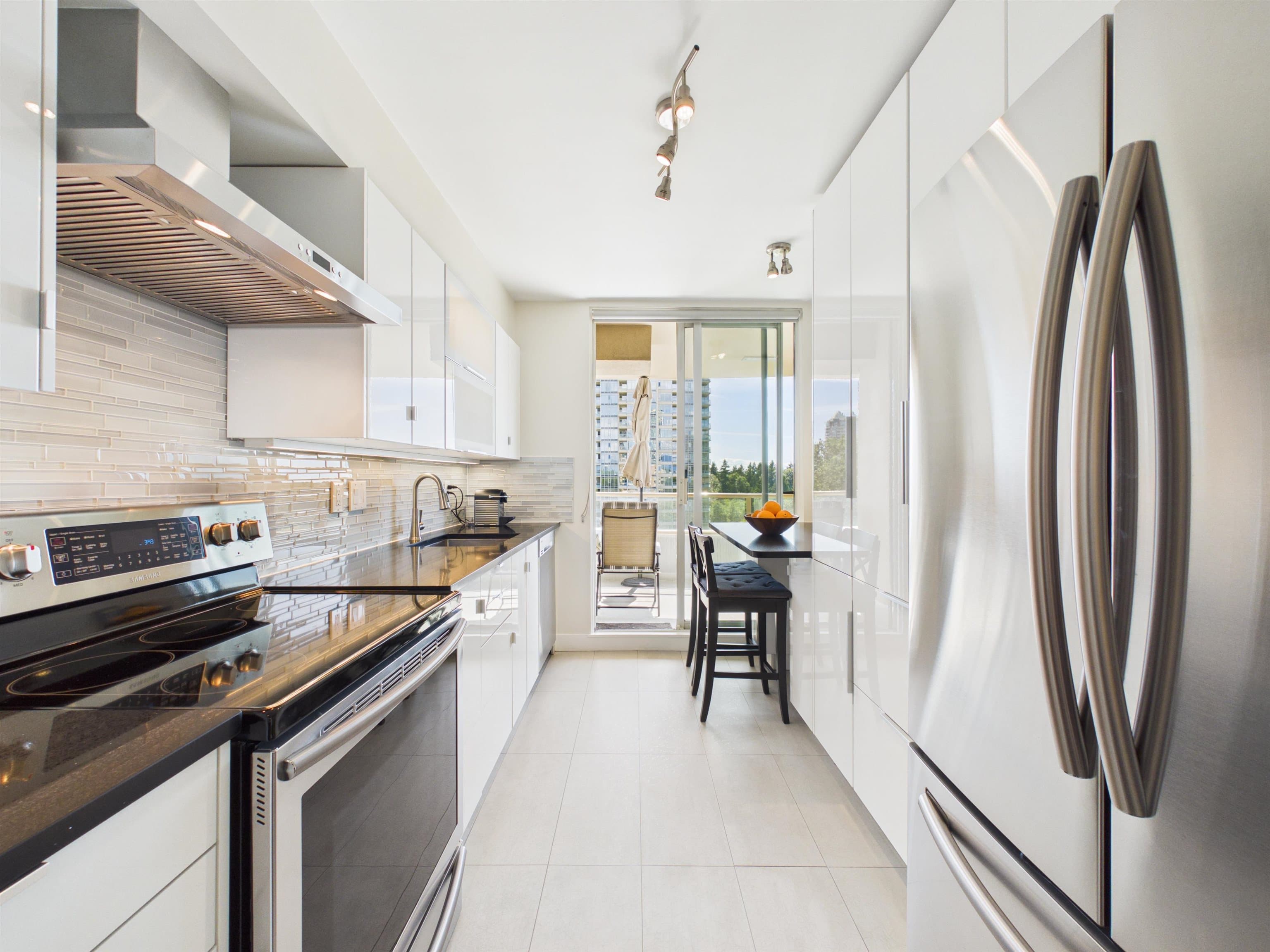 902 - 7108 Edmonds Street, Burnaby, V3N 4X9 — photo 5