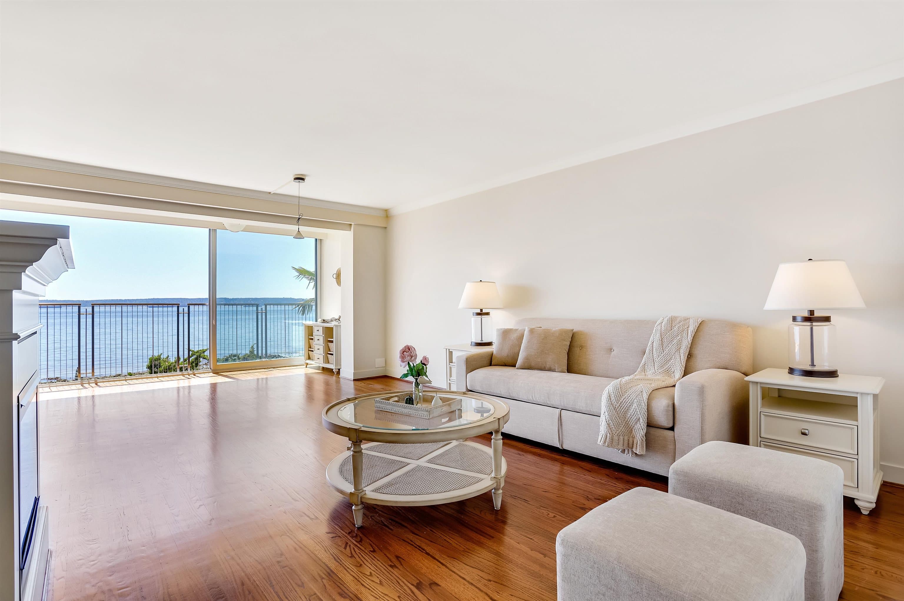 107 - 150 24 Street, West Vancouver