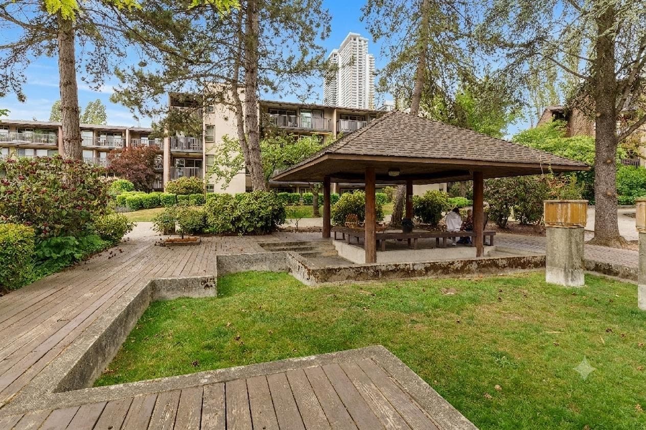 310 - 9867 Manchester Drive, Burnaby