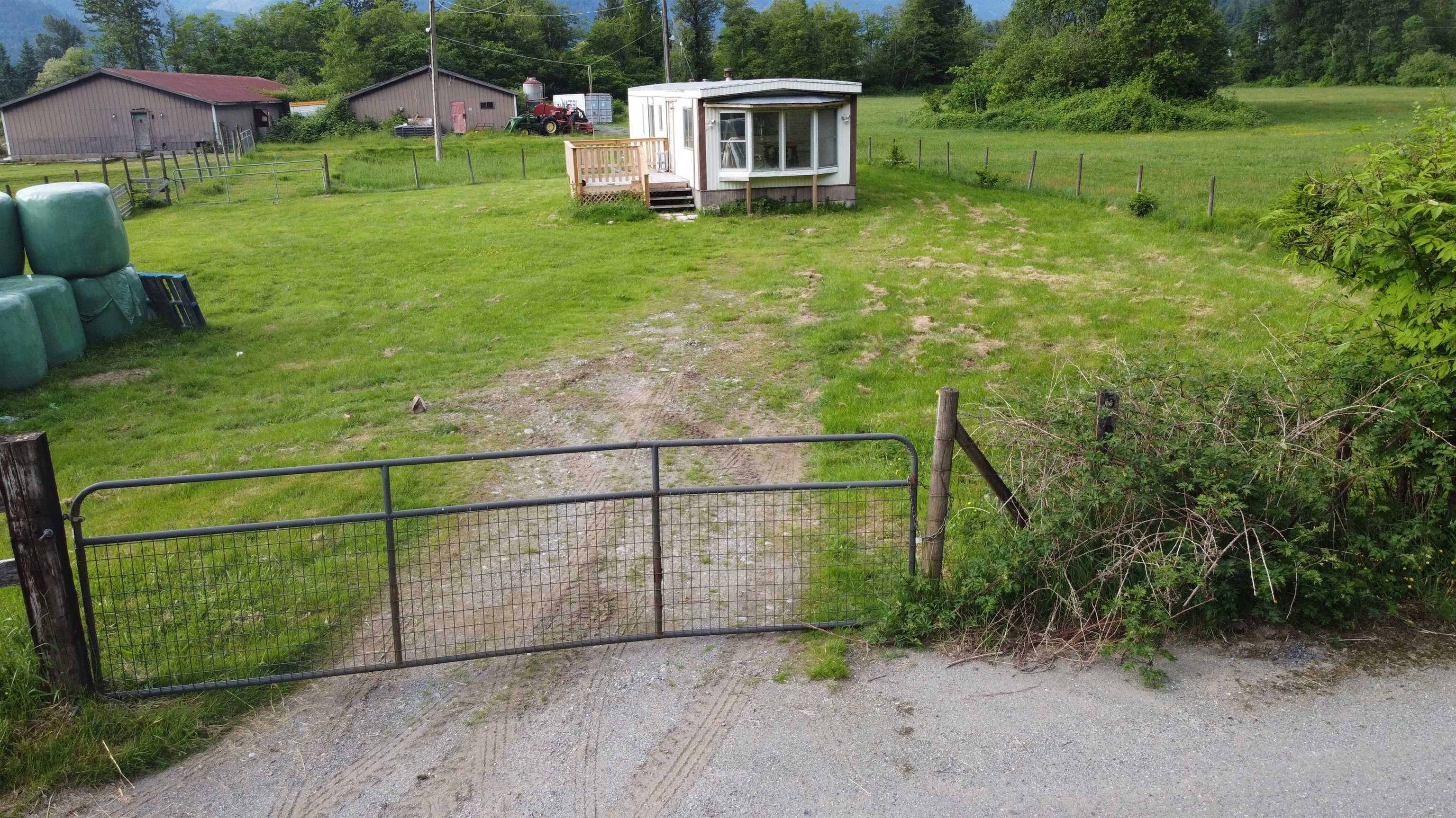 58661 Dent Road, Hope, V0X 1L2 — photo 3