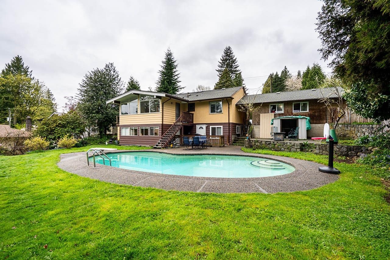 1440 Mountain Highway, North Vancouver