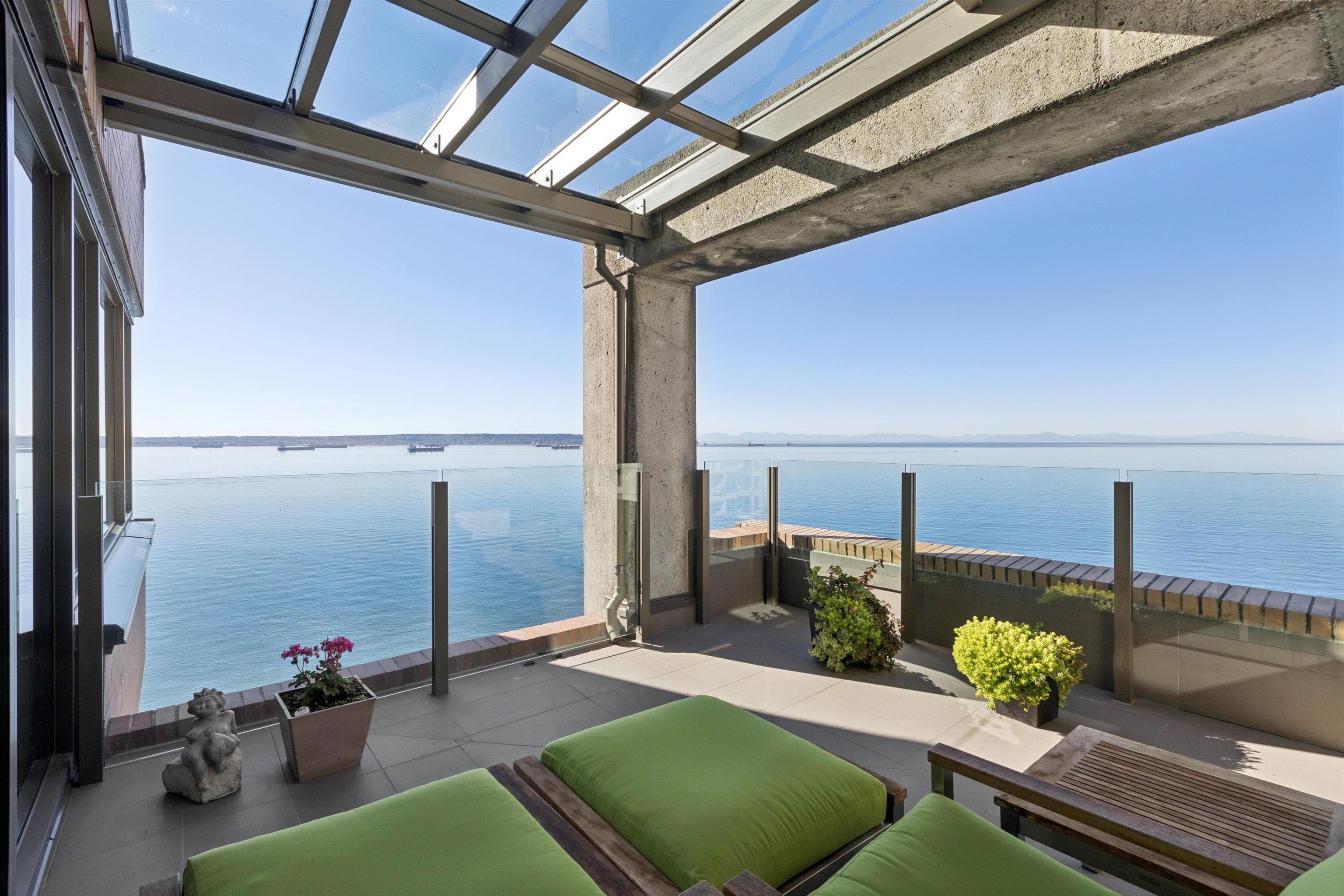 9 - 2250 Bellevue Avenue, West Vancouver