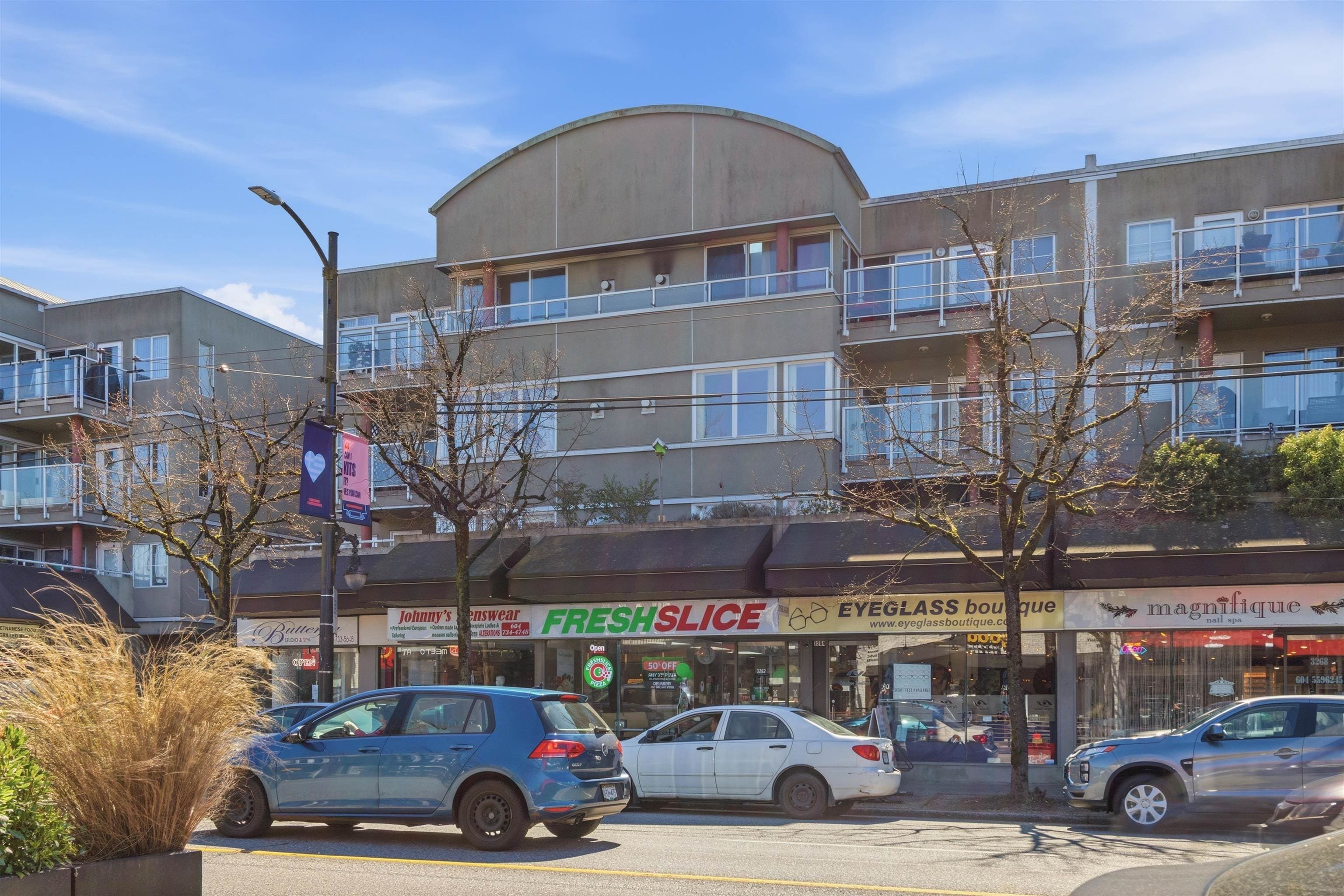 211 - 3250 W Broadway, Vancouver