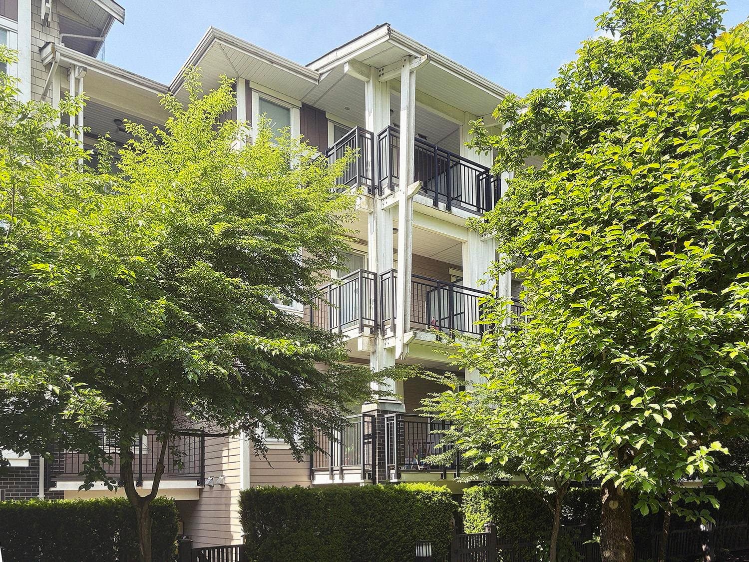 219 - 5788 Sidley Street, Burnaby